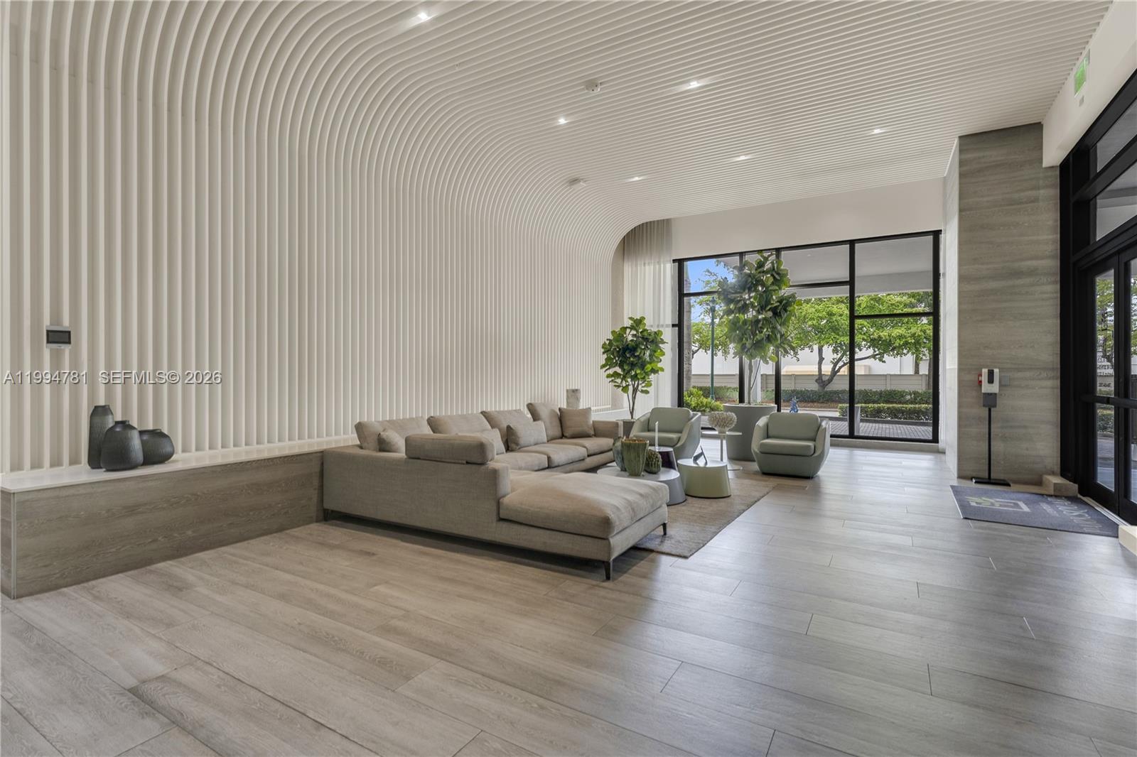 1009  /   sq. ft. $ 2026-04-03 0 Photo