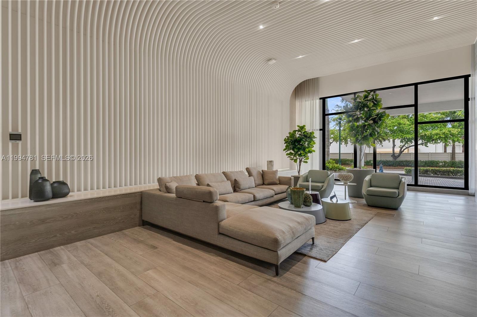 1009  /   sq. ft. $ 2026-04-03 0 Photo