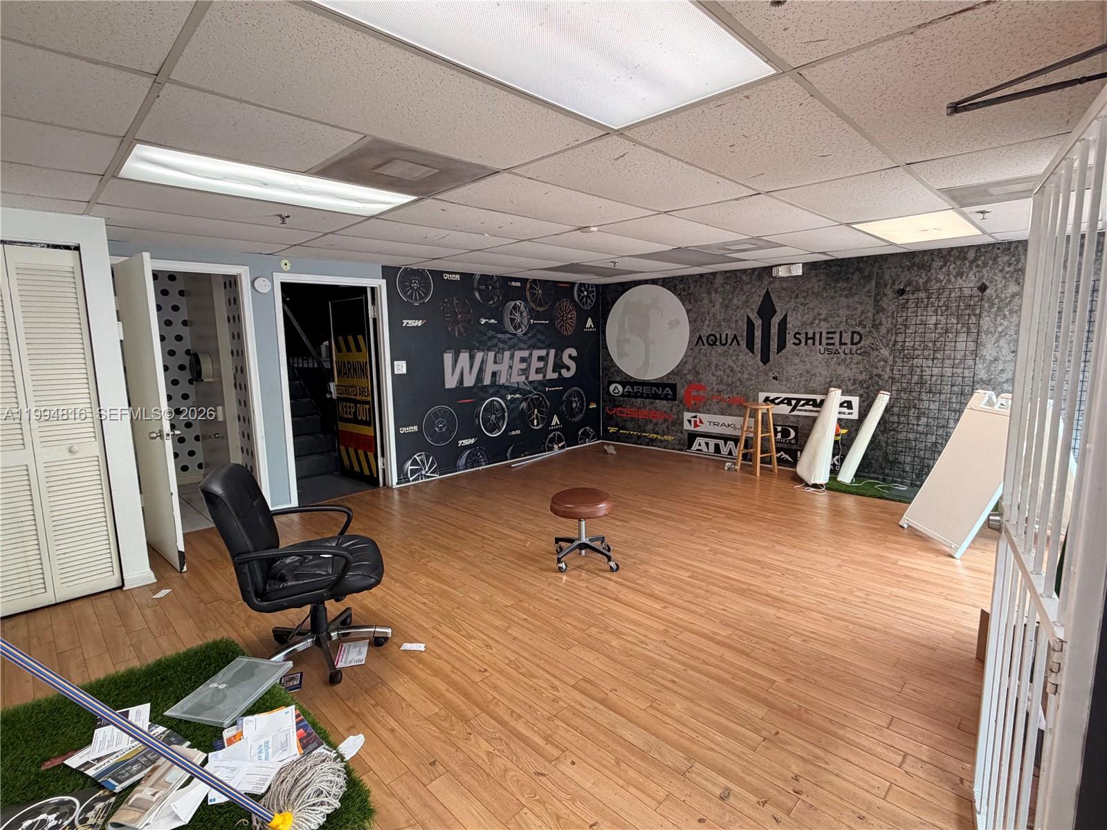 3-2  /   sq. ft. $ 2026-04-03 0 Photo