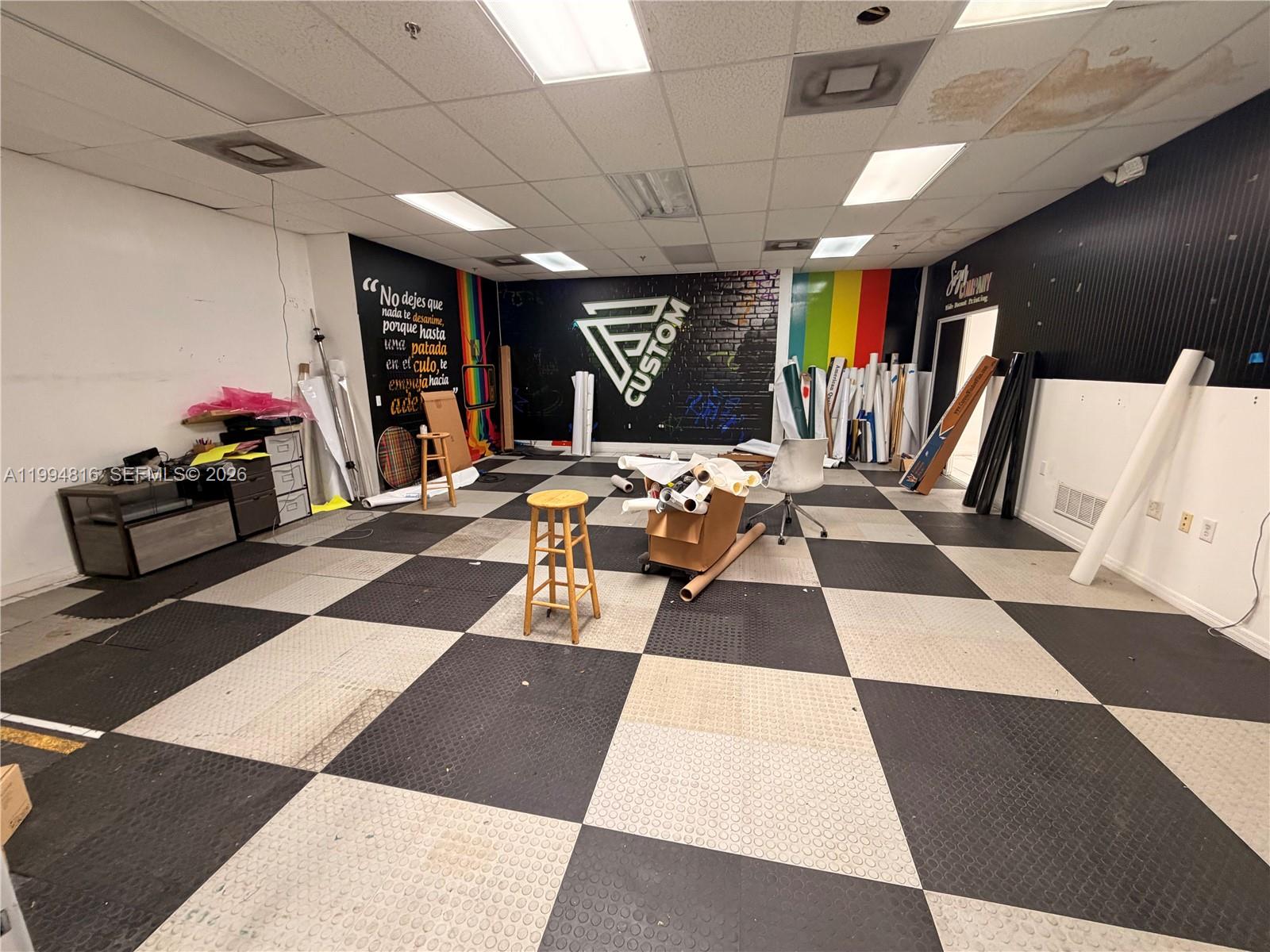 3-2  /   sq. ft. $ 2026-04-03 0 Photo