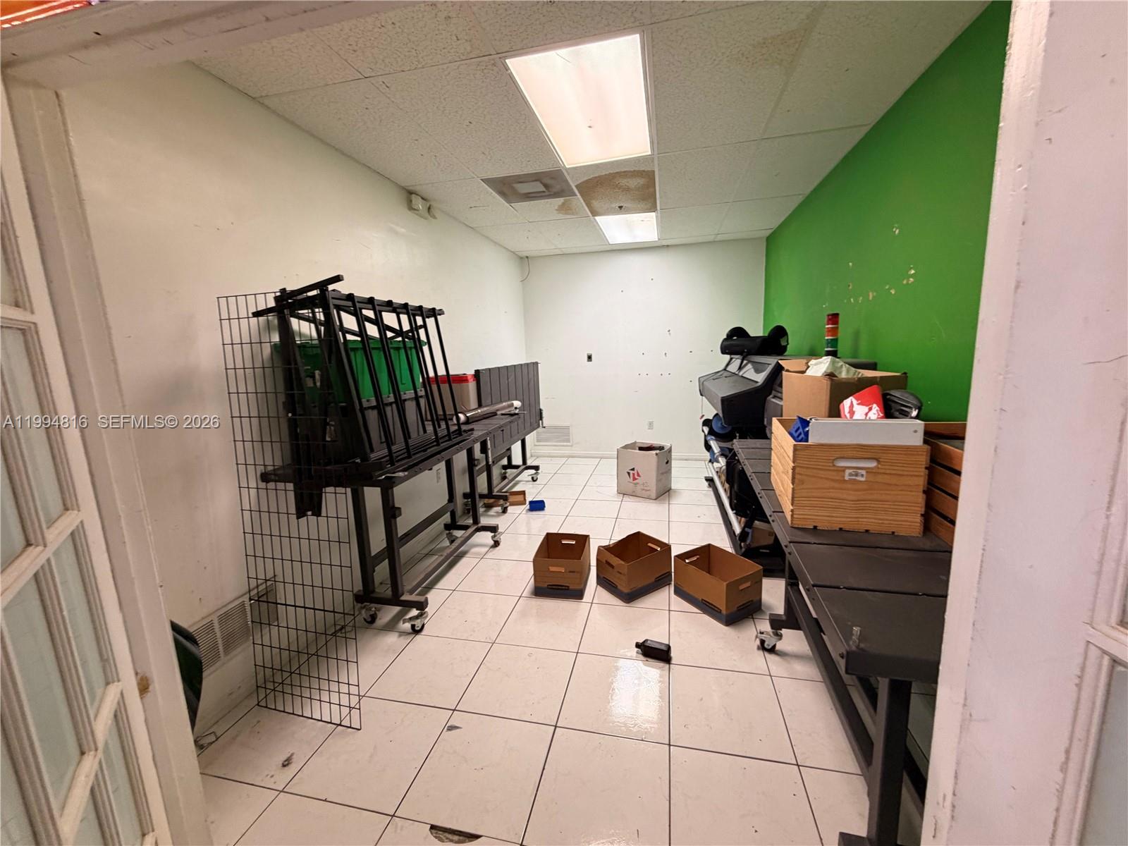 3-2  /   sq. ft. $ 2026-04-03 0 Photo