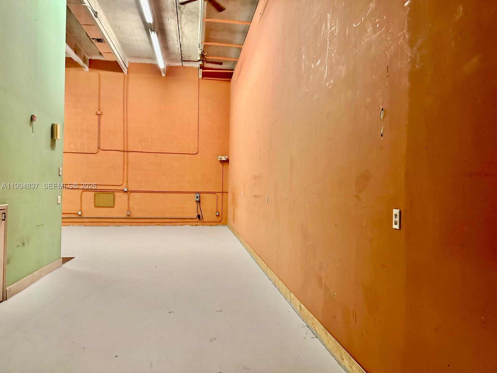 1004A  /   sq. ft. $ 2026-04-03 0 Photo