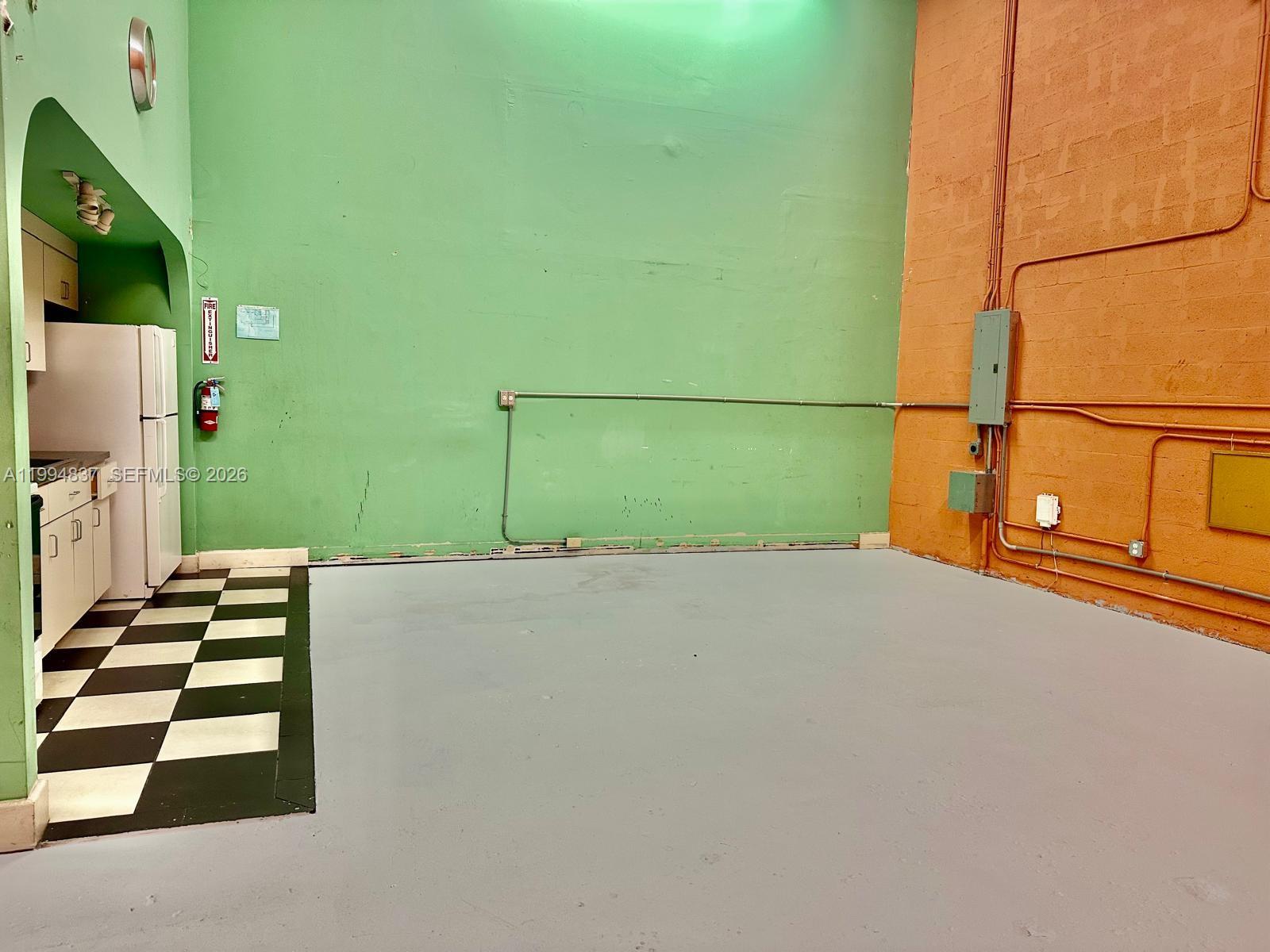 1004A  /   sq. ft. $ 2026-04-03 0 Photo