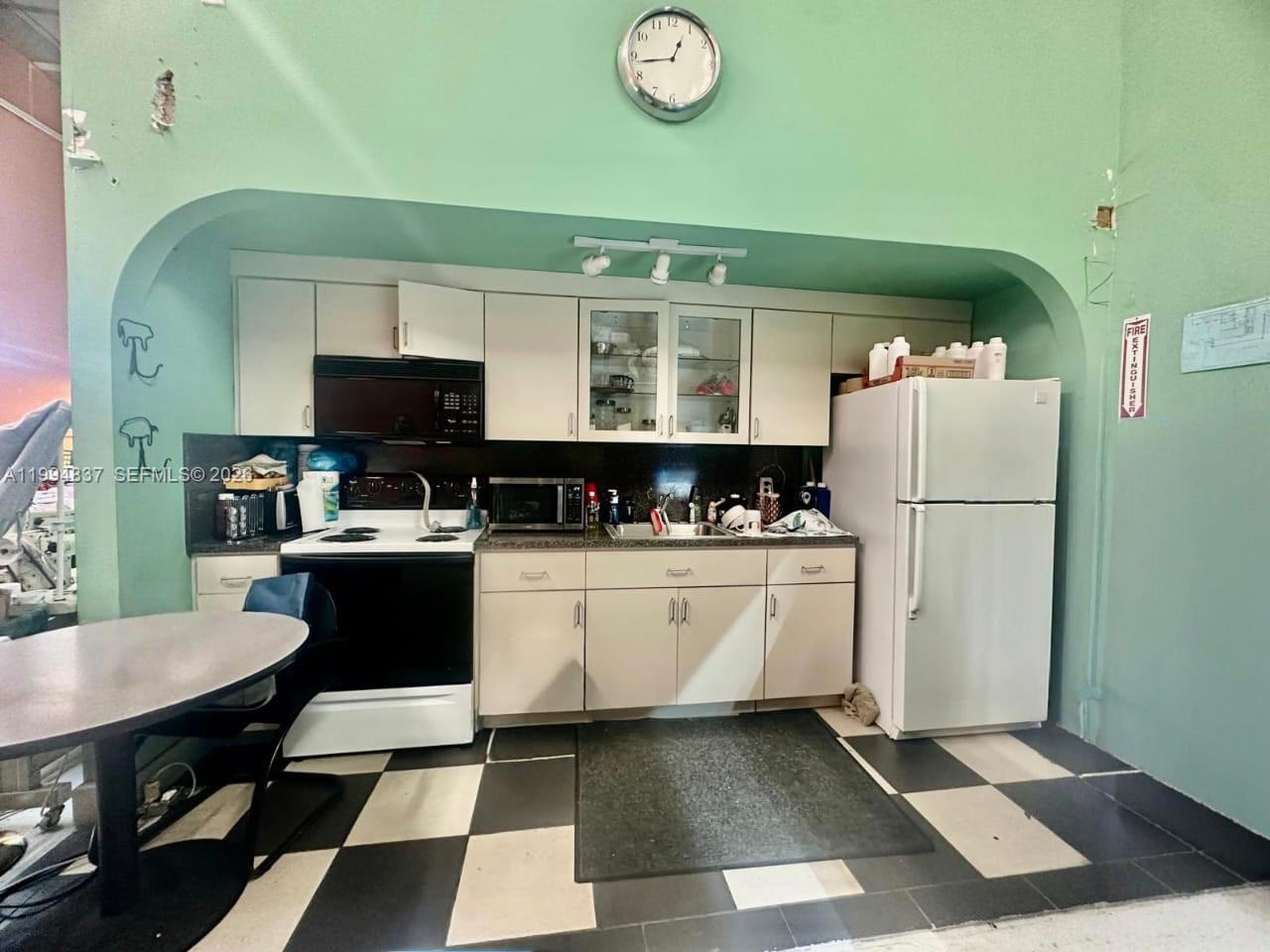 1004A  /   sq. ft. $ 2026-04-03 0 Photo