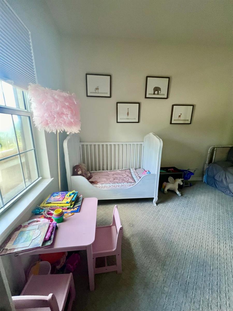 4924 3 /  1952 sq. ft. $ 2026-06-05 0 foto