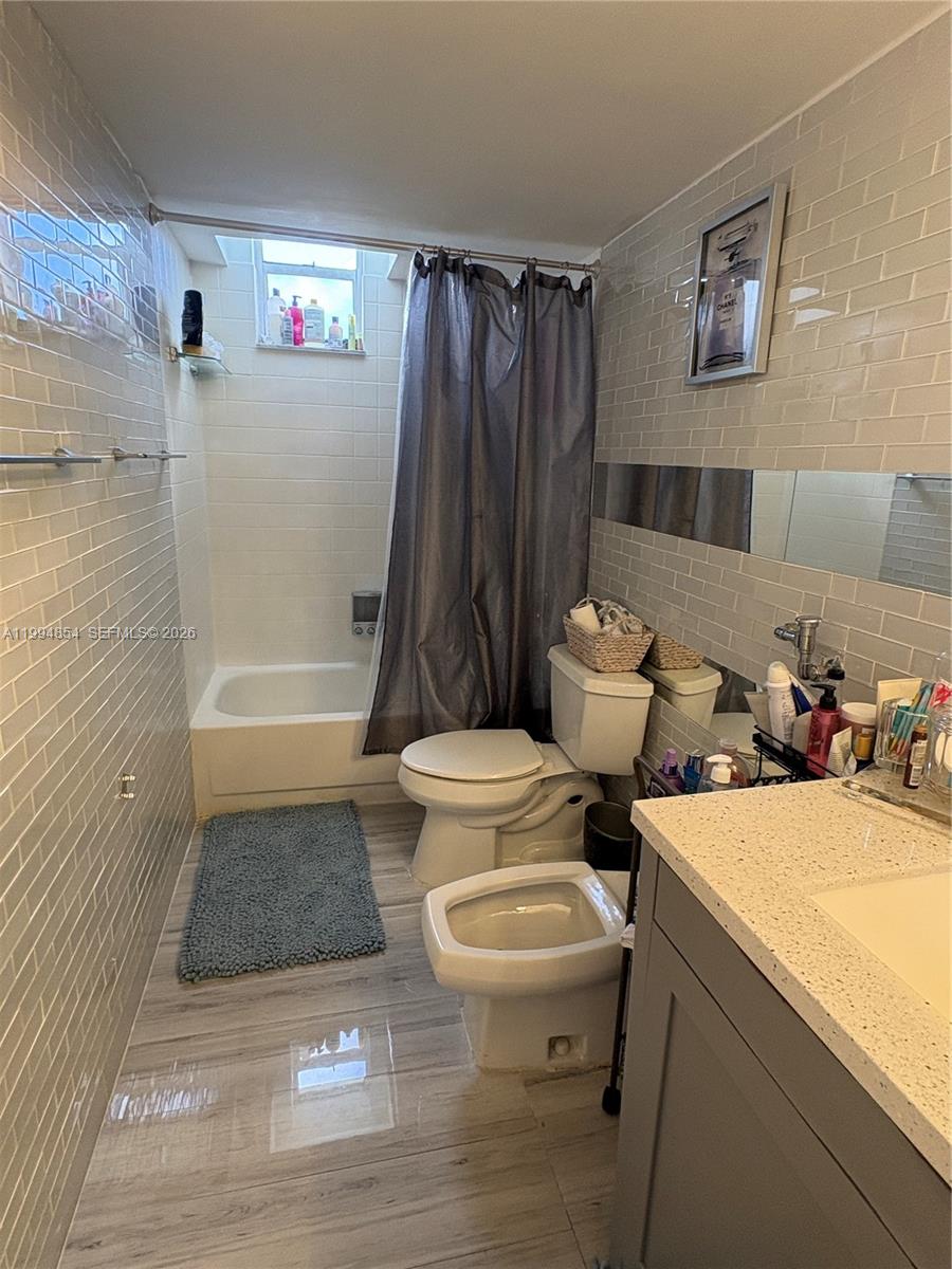 Photo of #1612, Hallandale Beach, Florida, 33009 -