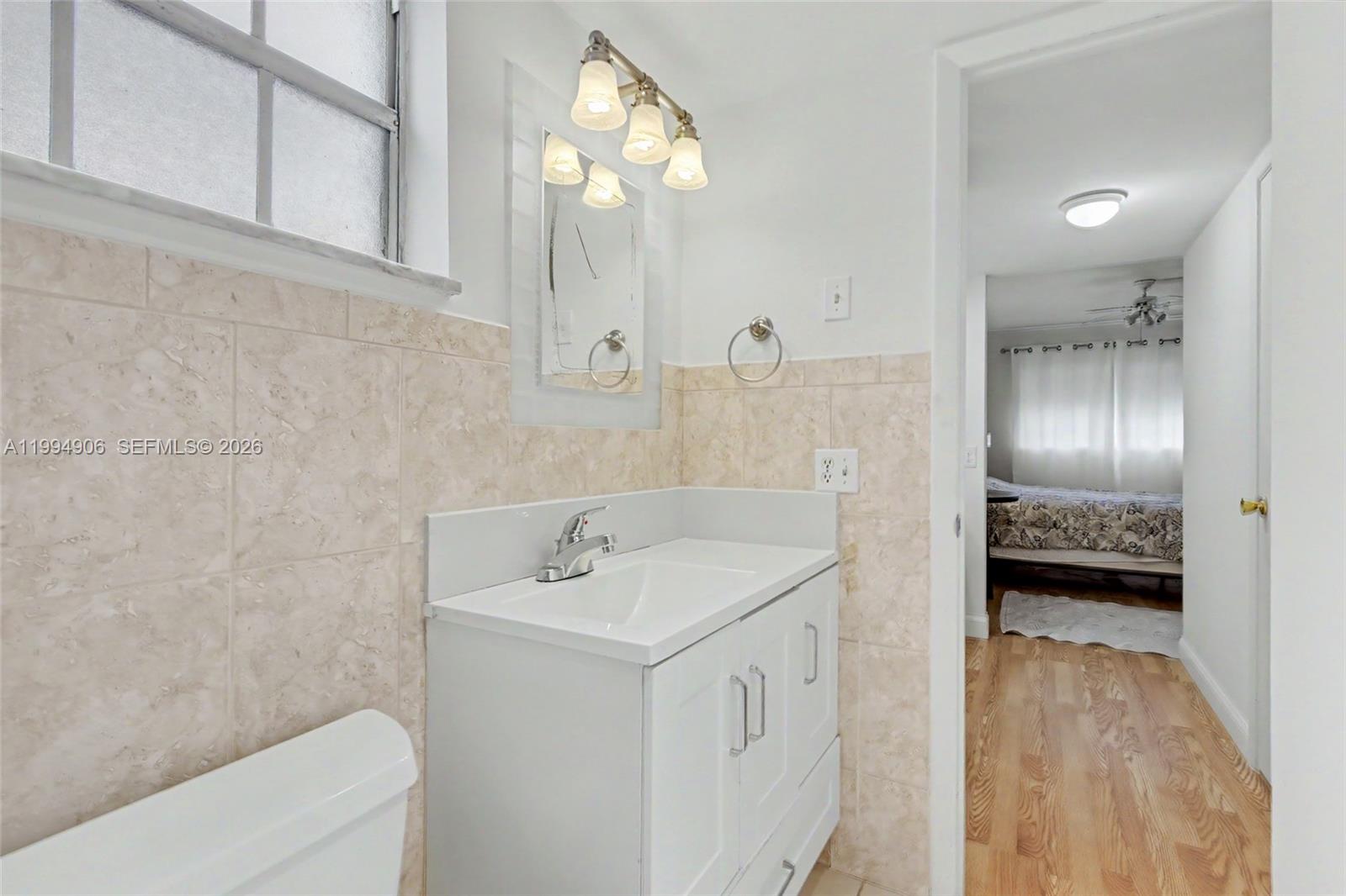 See details 215 1 / 2 744 sq. ft. $ 2026-04-04 0 Photo