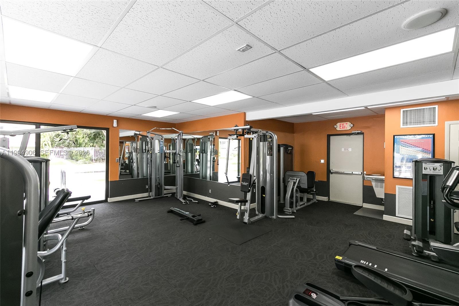See details 215 1 / 2 744 sq. ft. $ 2026-04-04 0 Photo