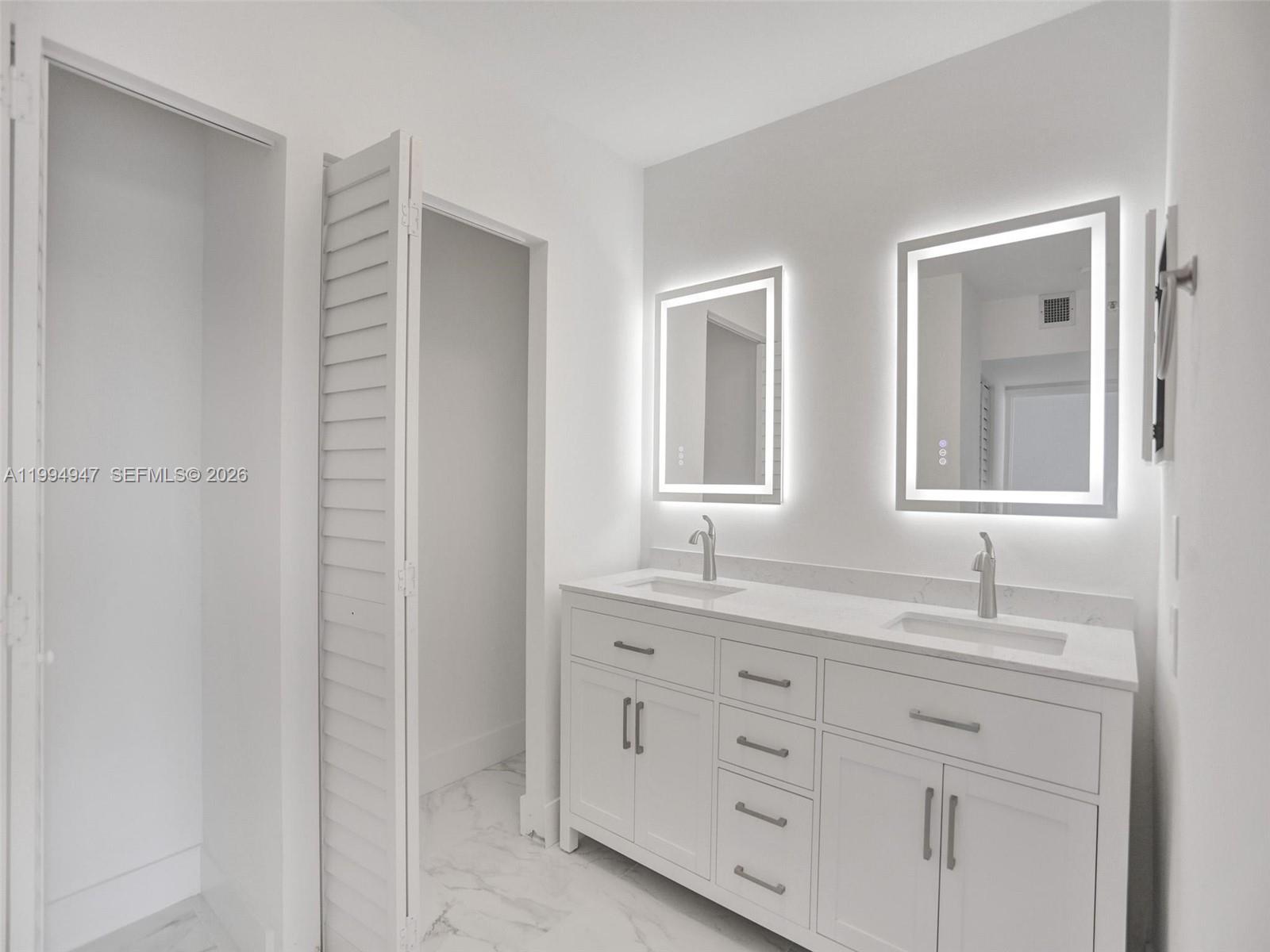 Photo of 20355 34th Ct  #1222, Aventura, Florida, 33180 - 