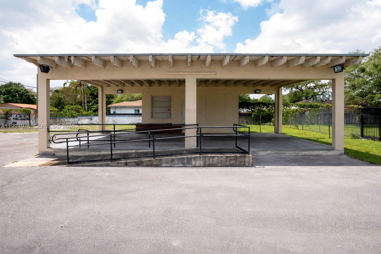   /   sq. ft. $ 2026-04-04 0 Photo