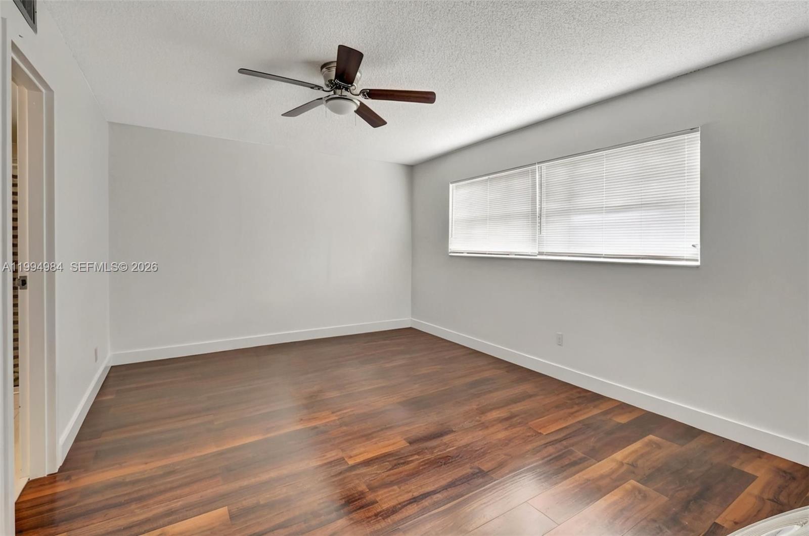 308 2 / 2 920 sq. ft. $ 2026-04-04 0 Photo