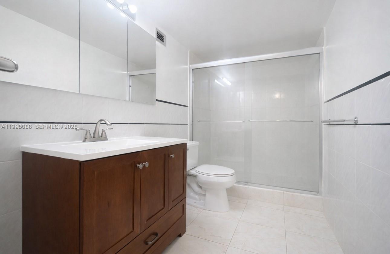 Photo of 3800 Ocean Dr  #816, Hollywood, Florida, 33019 - 