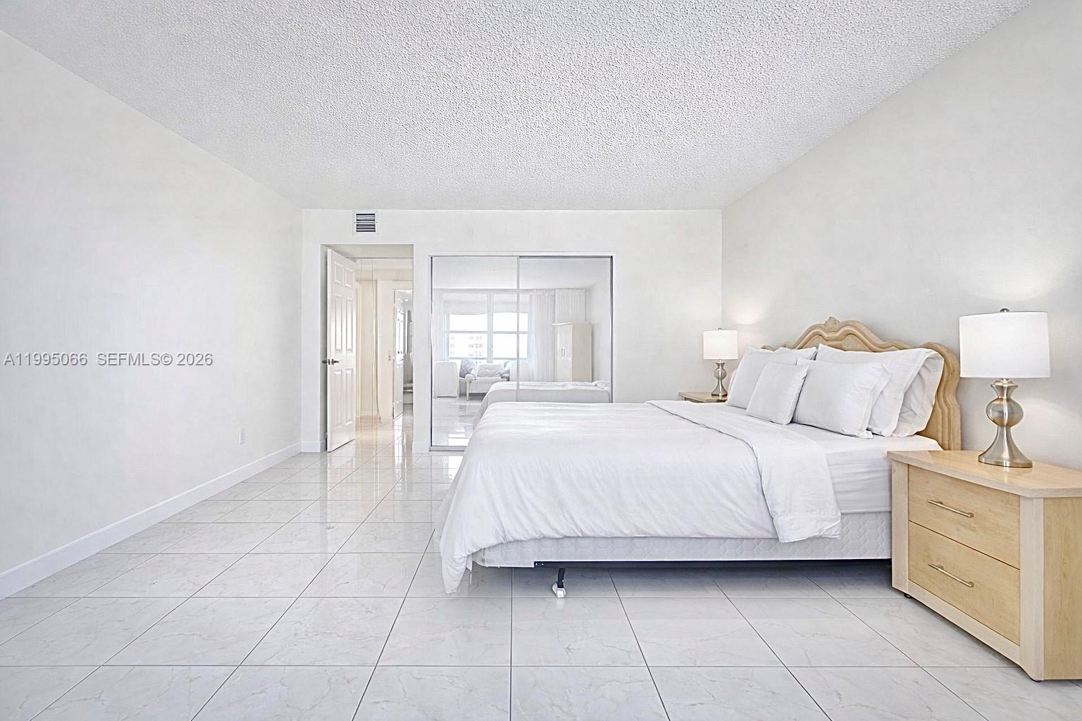 Photo of 3800 Ocean Dr  #816, Hollywood, Florida, 33019 - 