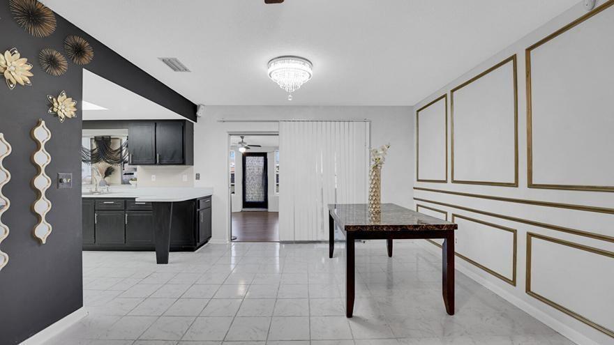 Ver detalles 223 2 / 2 1501 sq. ft. $ 2026-06-19 0 foto