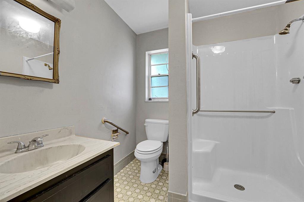Ver detalles 223 2 / 2 1501 sq. ft. $ 2026-06-19 0 foto