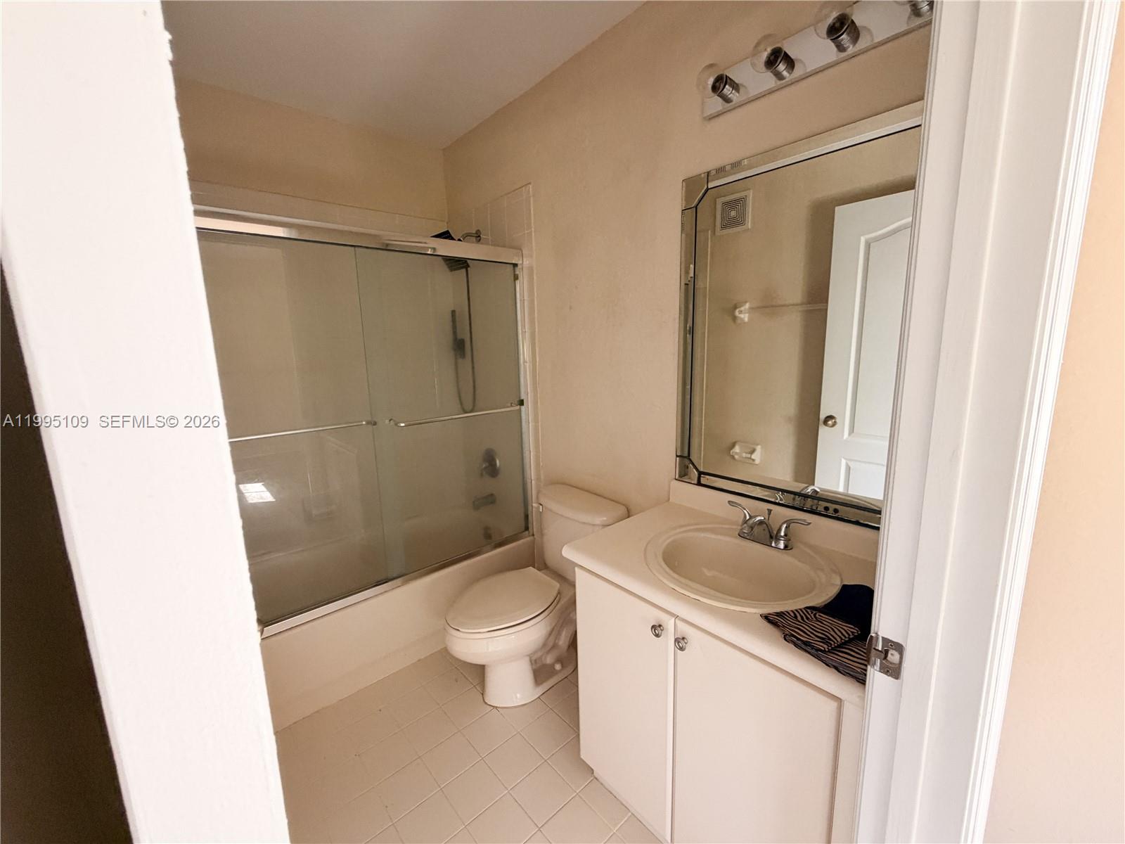 2039 2 / 3 1282 sq. ft. $ 2026-04-06 0 Photo