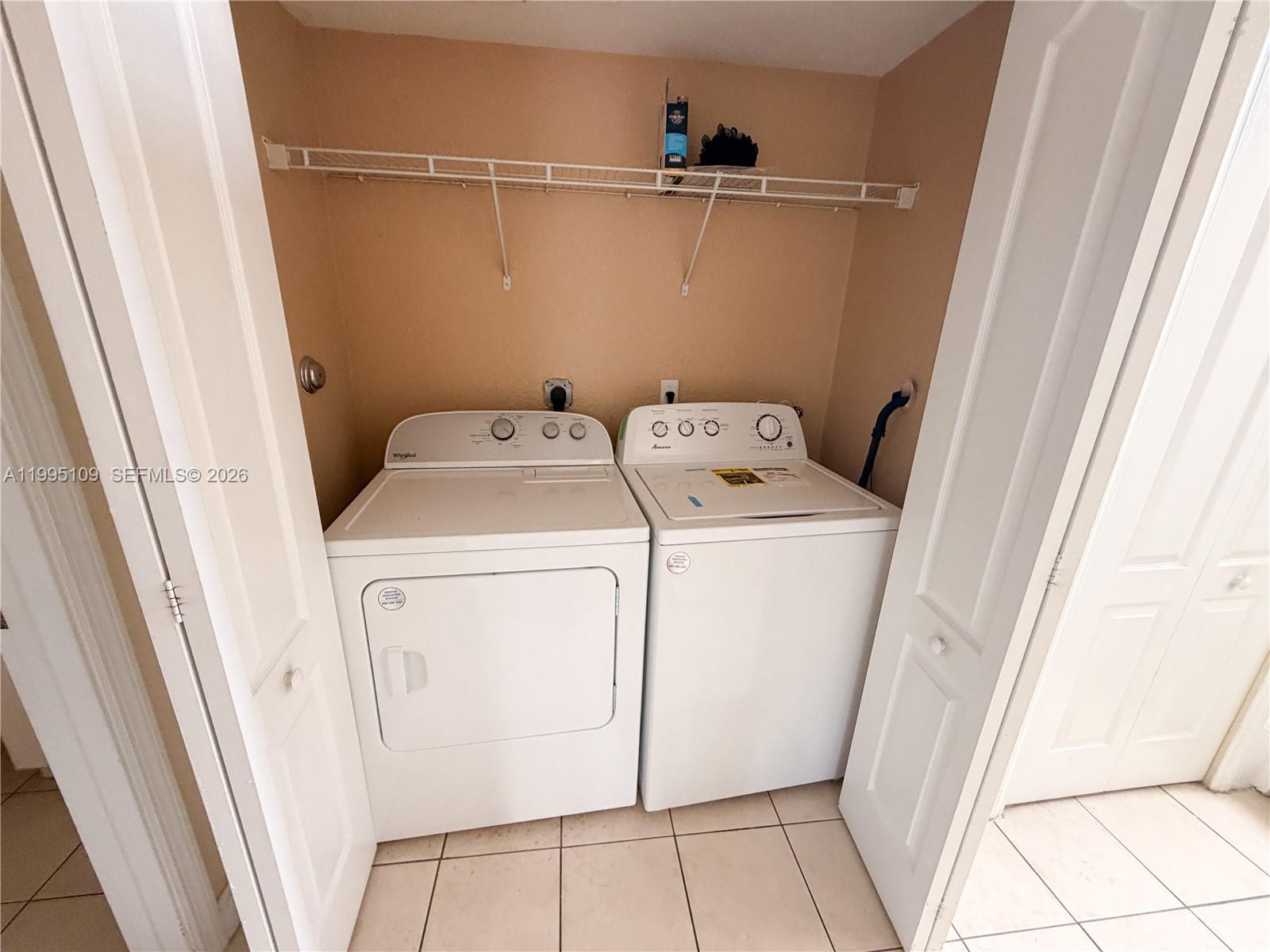 2039 2 / 3 1282 sq. ft. $ 2026-04-06 0 Photo