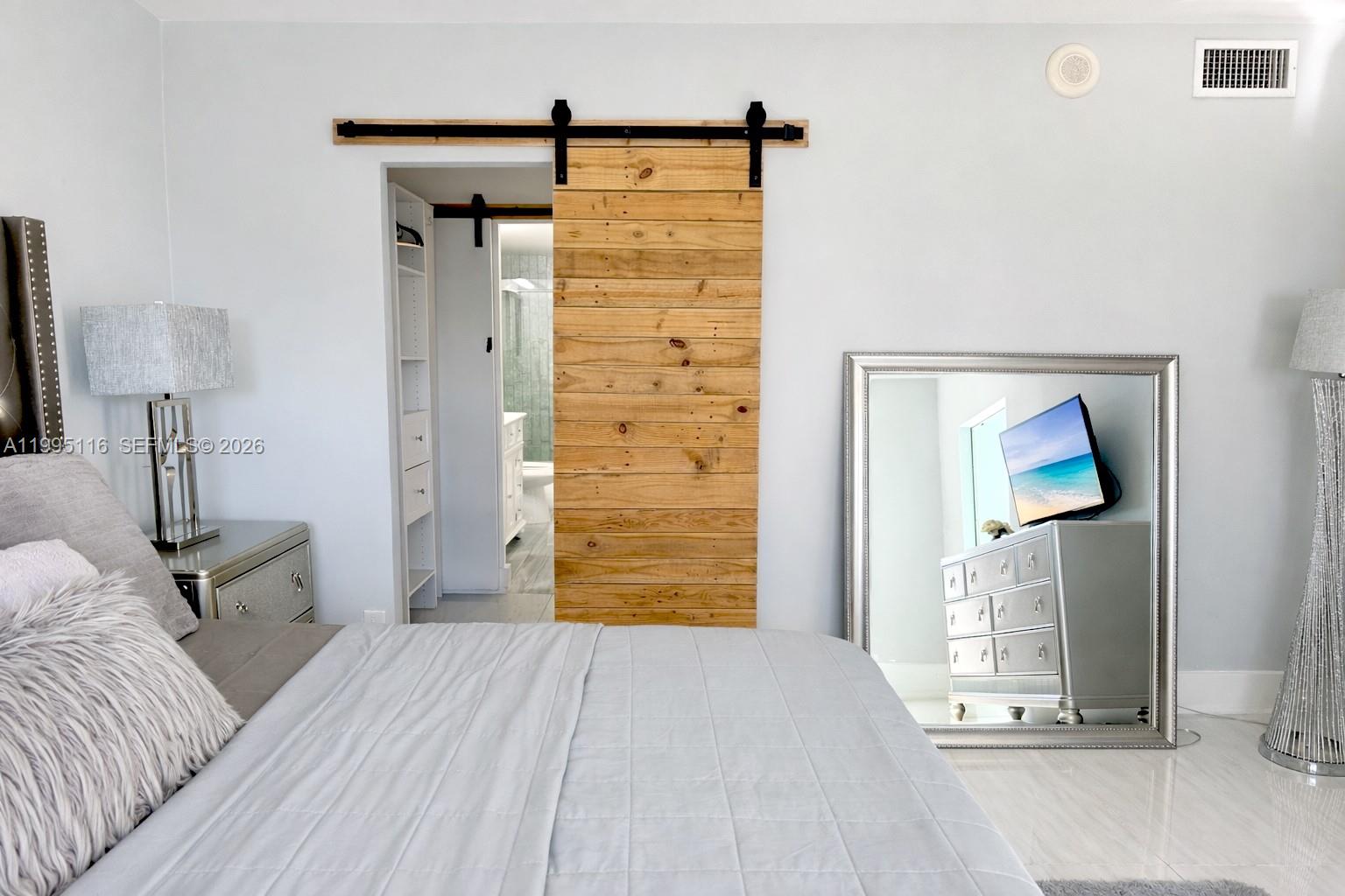 Photo of 19370 Collins Ave  #1121, Sunny Isles Beach, Florida, 33160 - 