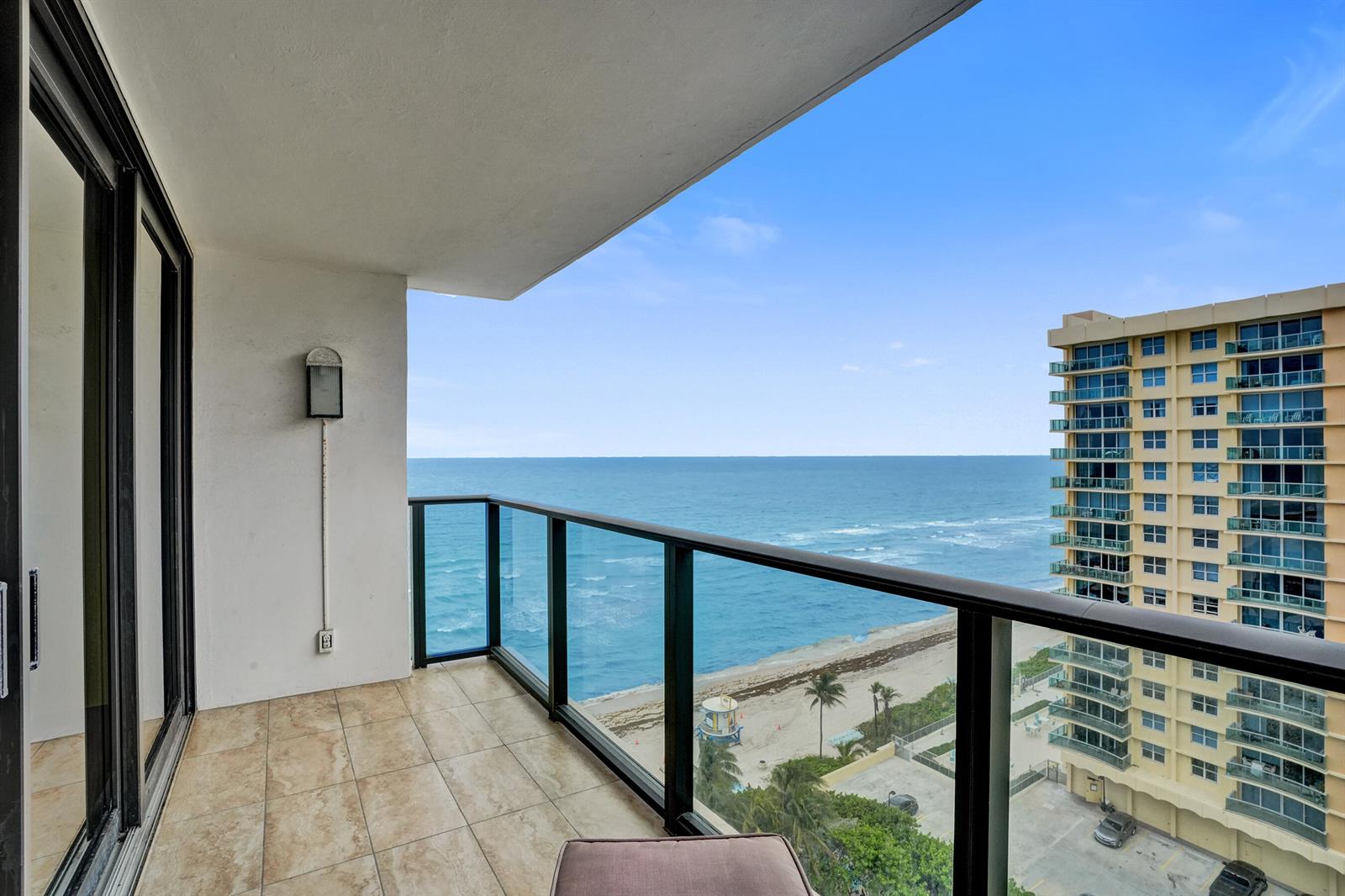 Photo of 2301 Ocean  #1408, Hollywood, Florida, 33019 - DSC07372