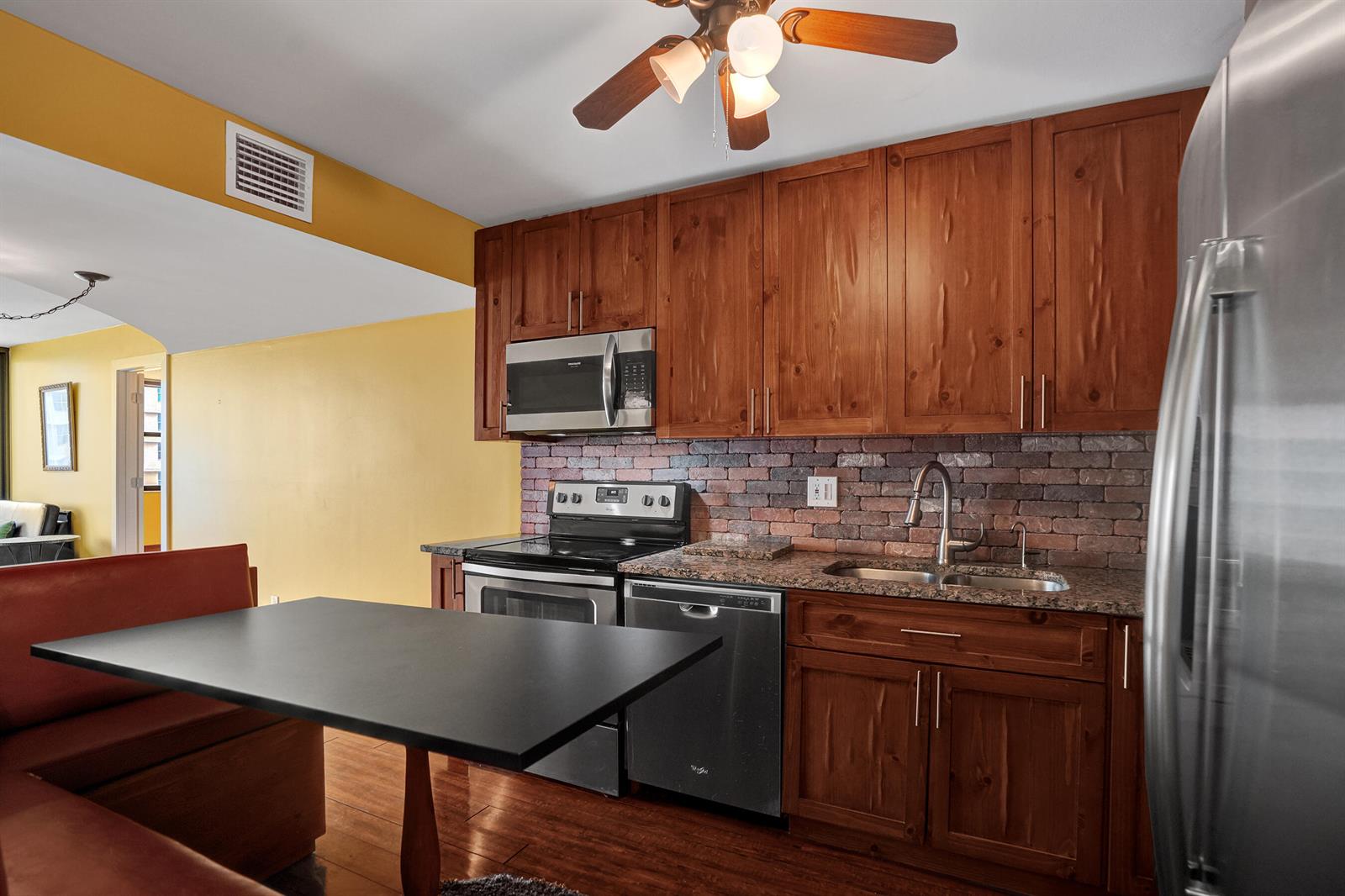 Photo of 2301 Ocean  #1408, Hollywood, Florida, 33019 - DSC07414