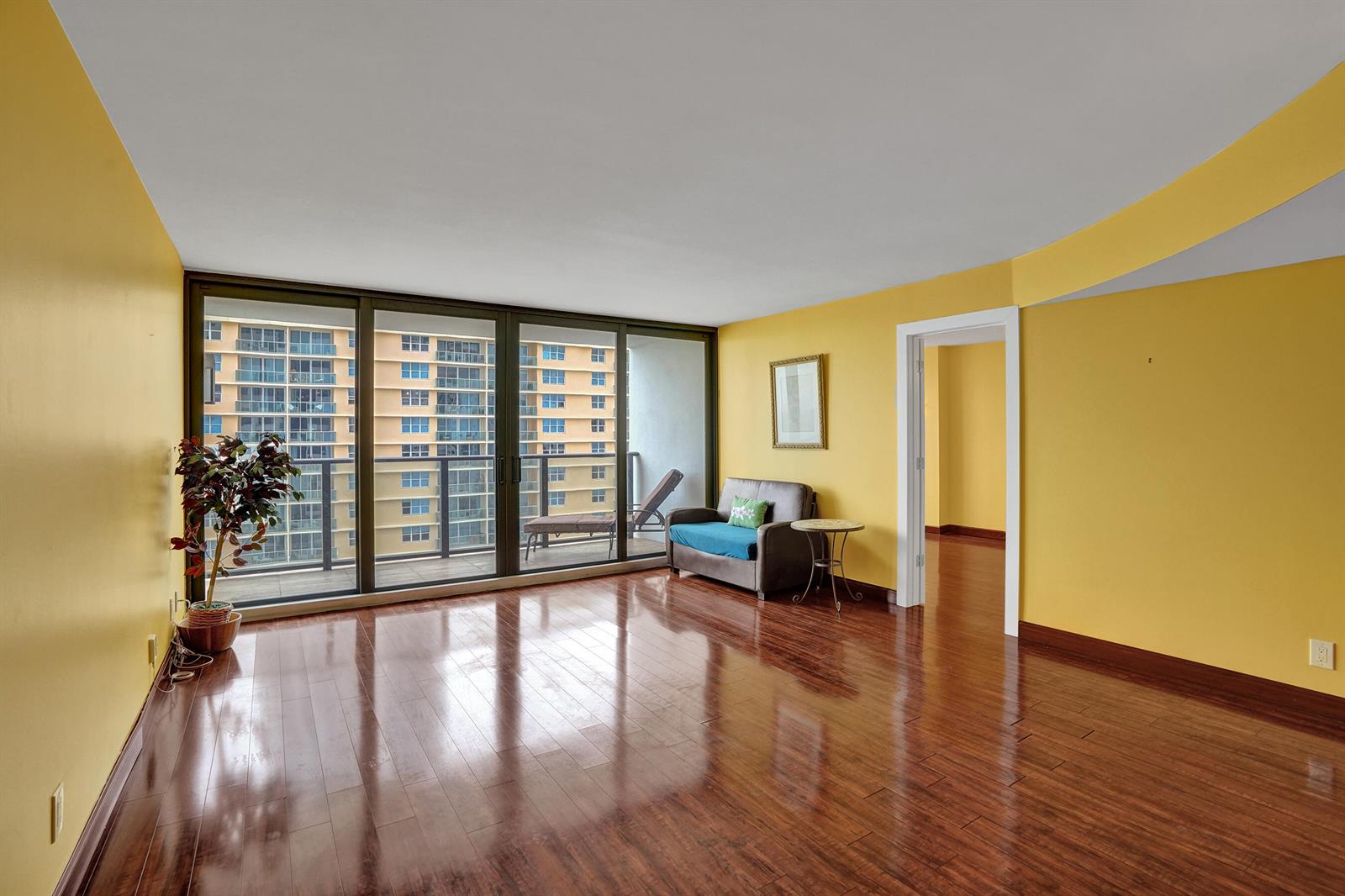 Photo of 2301 Ocean  #1408, Hollywood, Florida, 33019 - DSC07447
