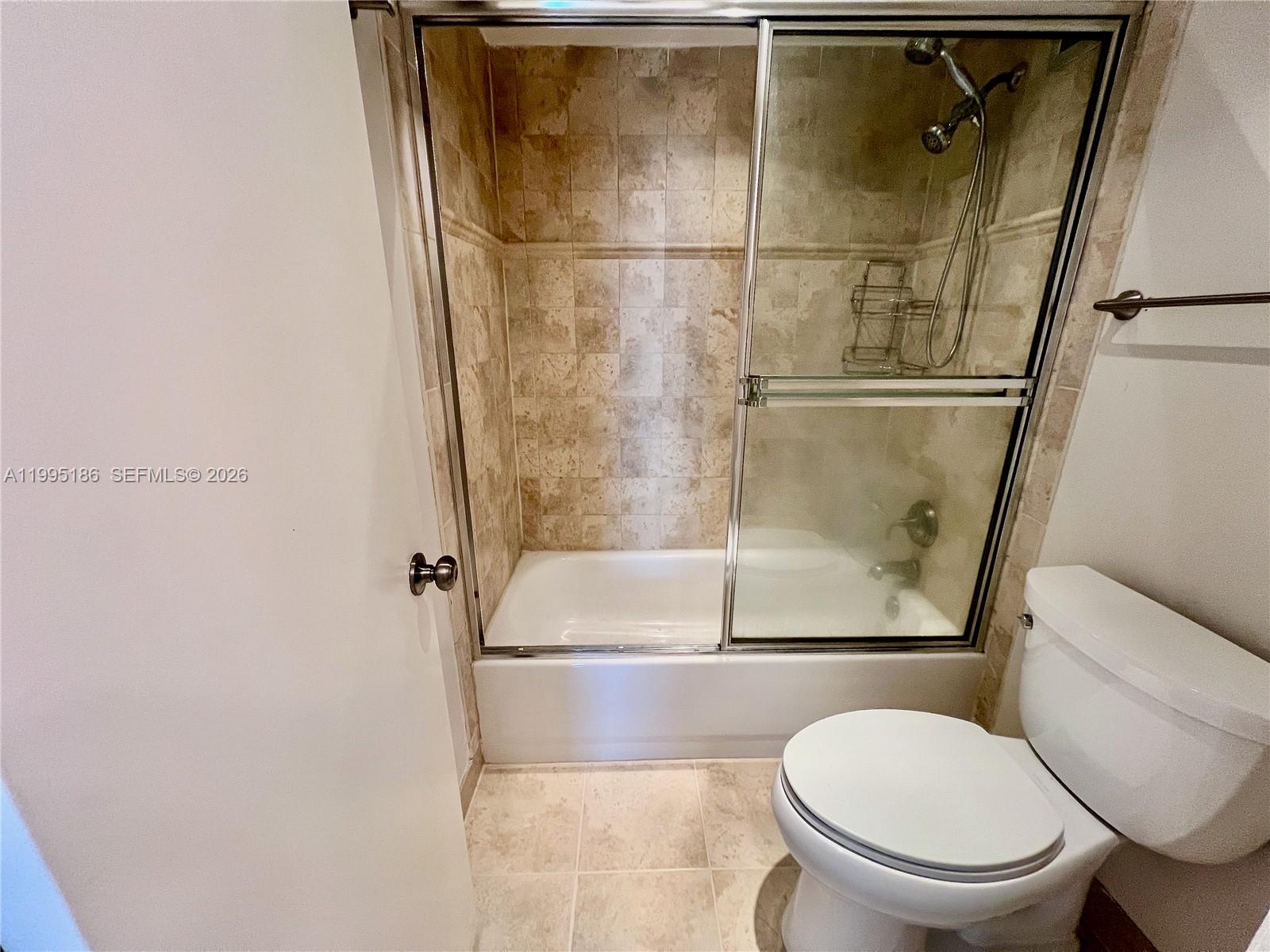 Подробнее 4L 2 / 2 1328 кв.футов $ 2026-04-05 0 Фото