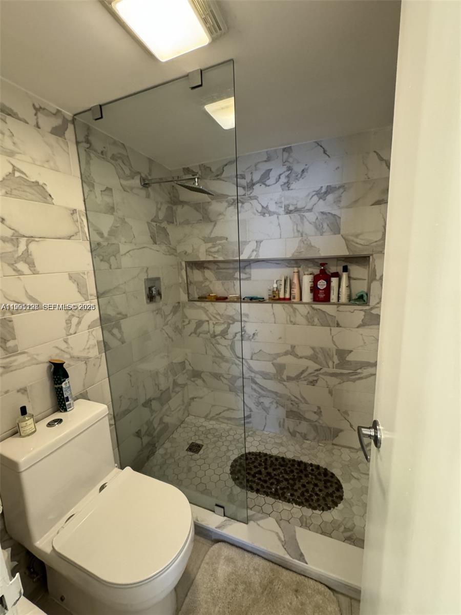 Photo of 2030 Ocean Dr  #815, Hallandale Beach, Florida, 33009 - 