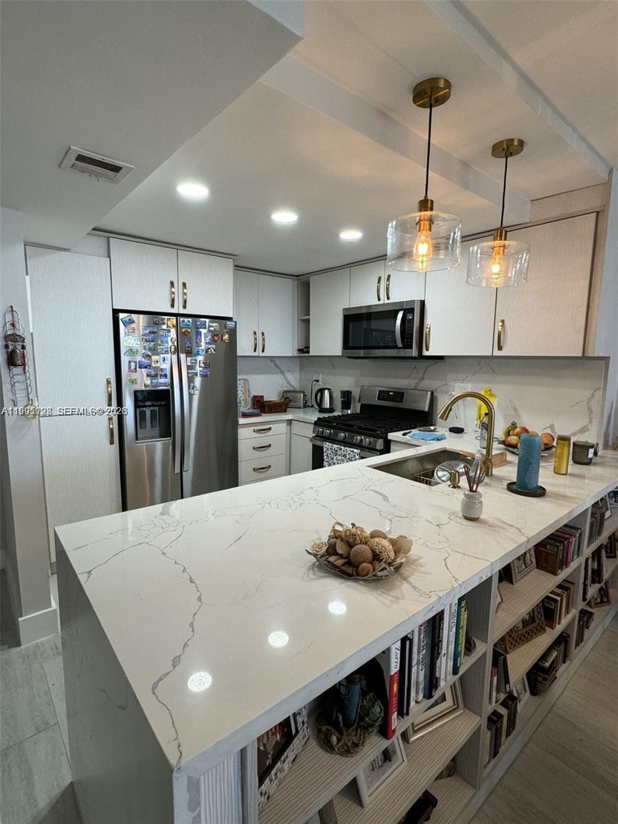 Photo of 2030 Ocean Dr  #815, Hallandale Beach, Florida, 33009 - 