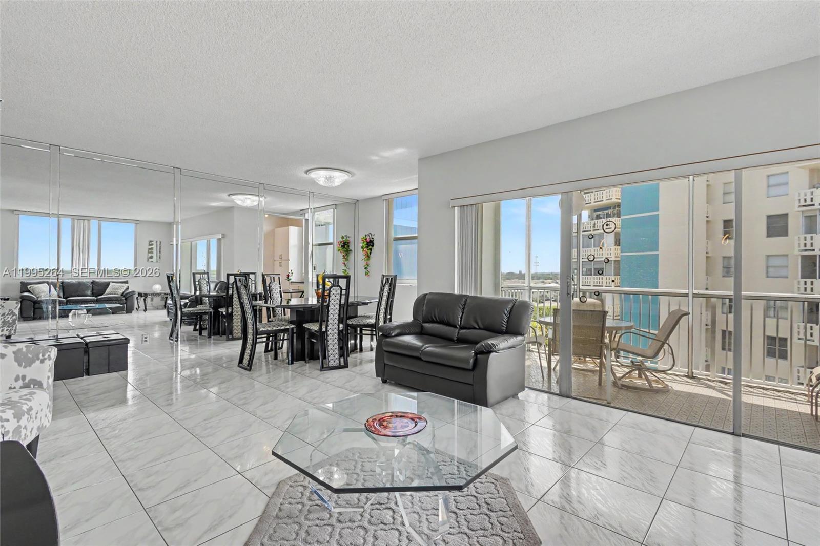 See details 700 2 / 2 1284 sq. ft. $ 2026-04-05 0 Photo