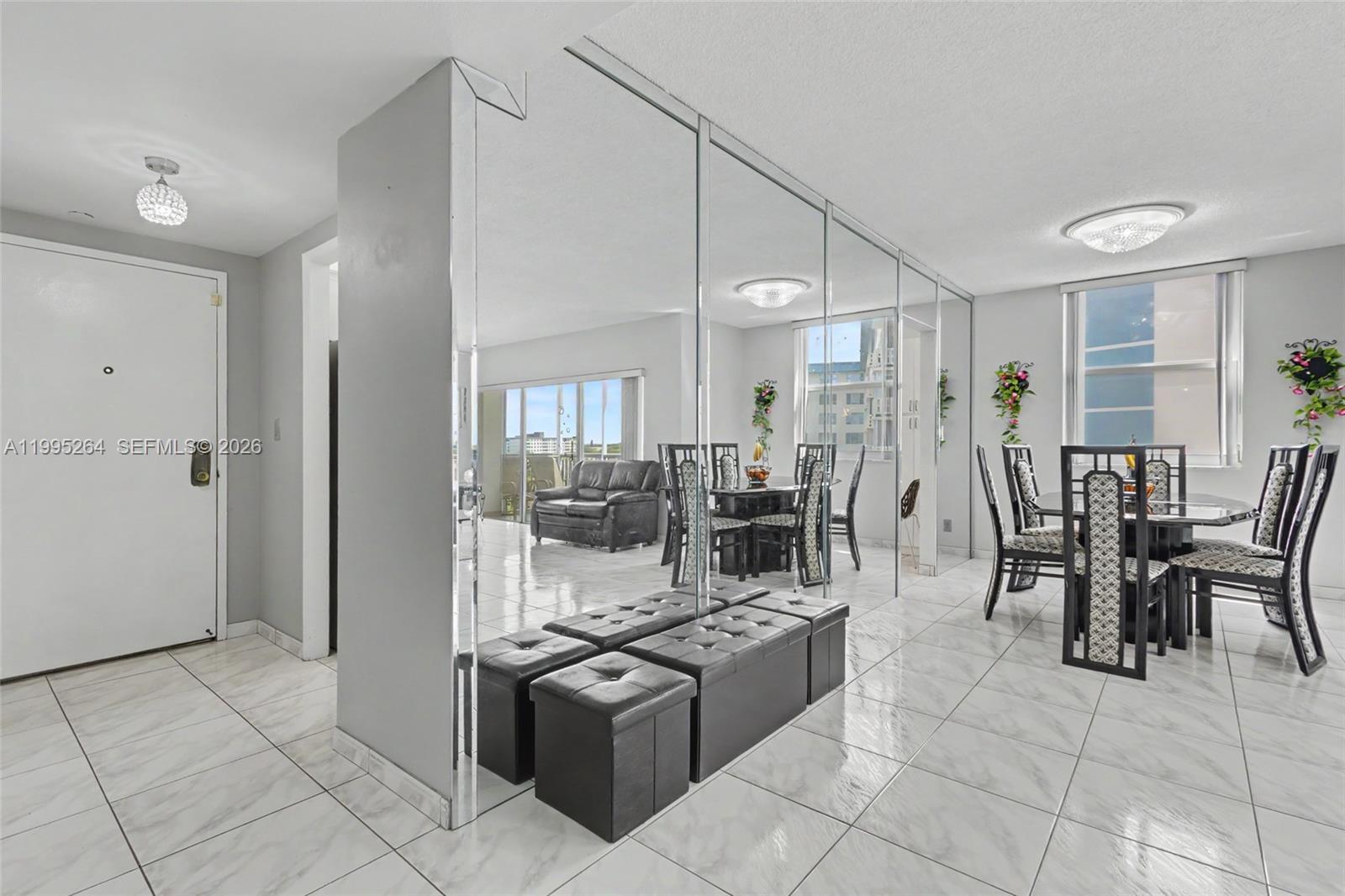 See details 700 2 / 2 1284 sq. ft. $ 2026-04-05 0 Photo