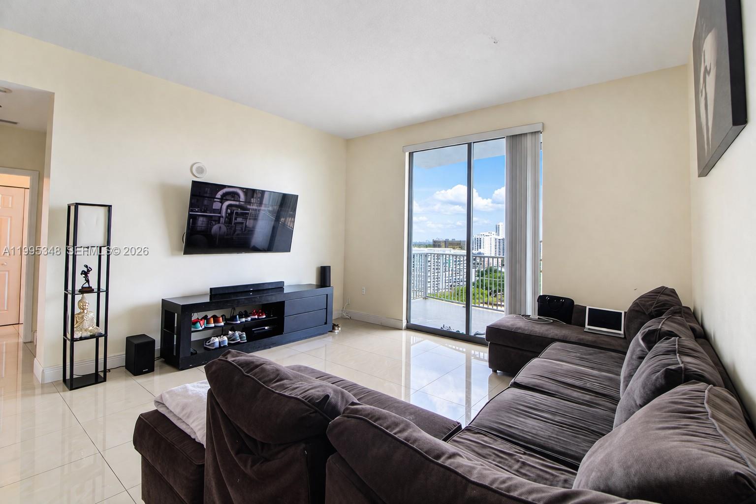 Photo of 140 Dixie Hwy  #1019, Hollywood, Florida, 33020 - 