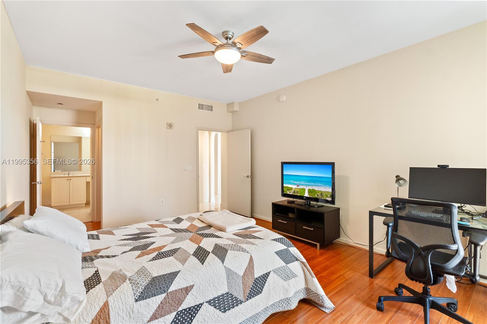 Photo of 3340 190th St  #1004, Aventura, Florida, 33180 - 