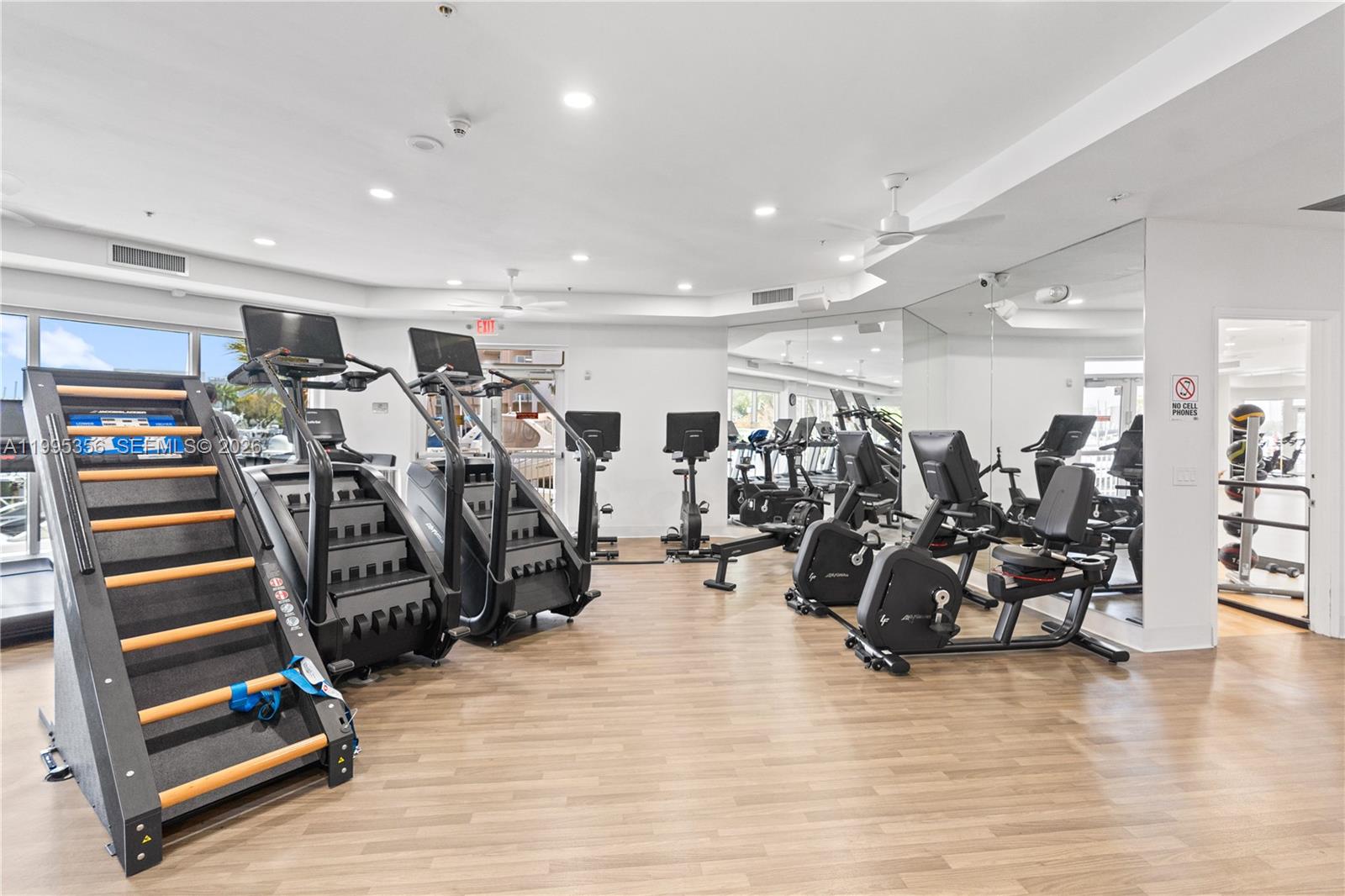 Photo of 3340 190th St  #1004, Aventura, Florida, 33180 - 