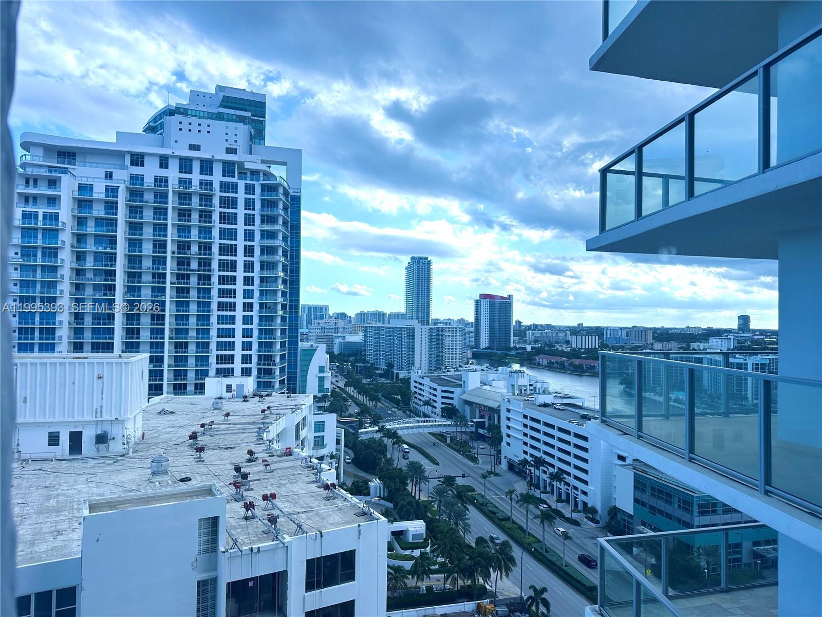 Photo of 3101 Ocean Dr  #1904, Hollywood, Florida, 33019 - 