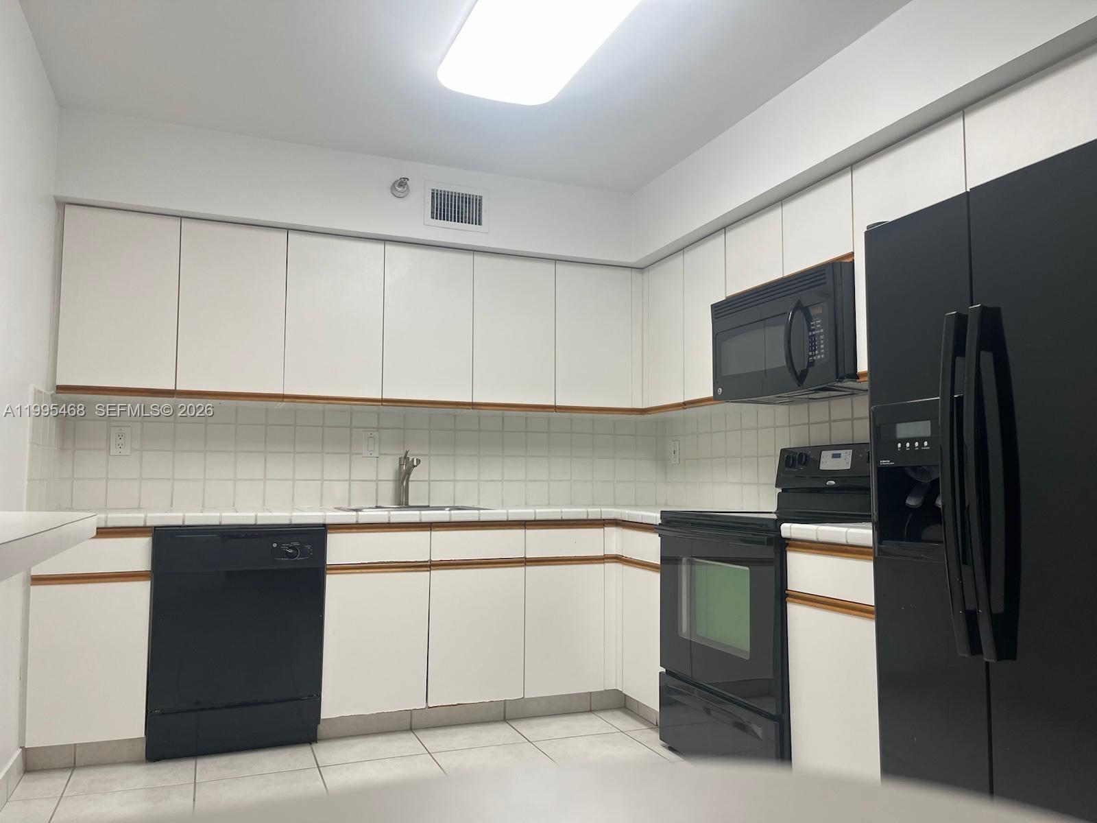 Photo of 3530 Mystic Pointe Dr  #1711, Aventura, Florida, 33180 - 