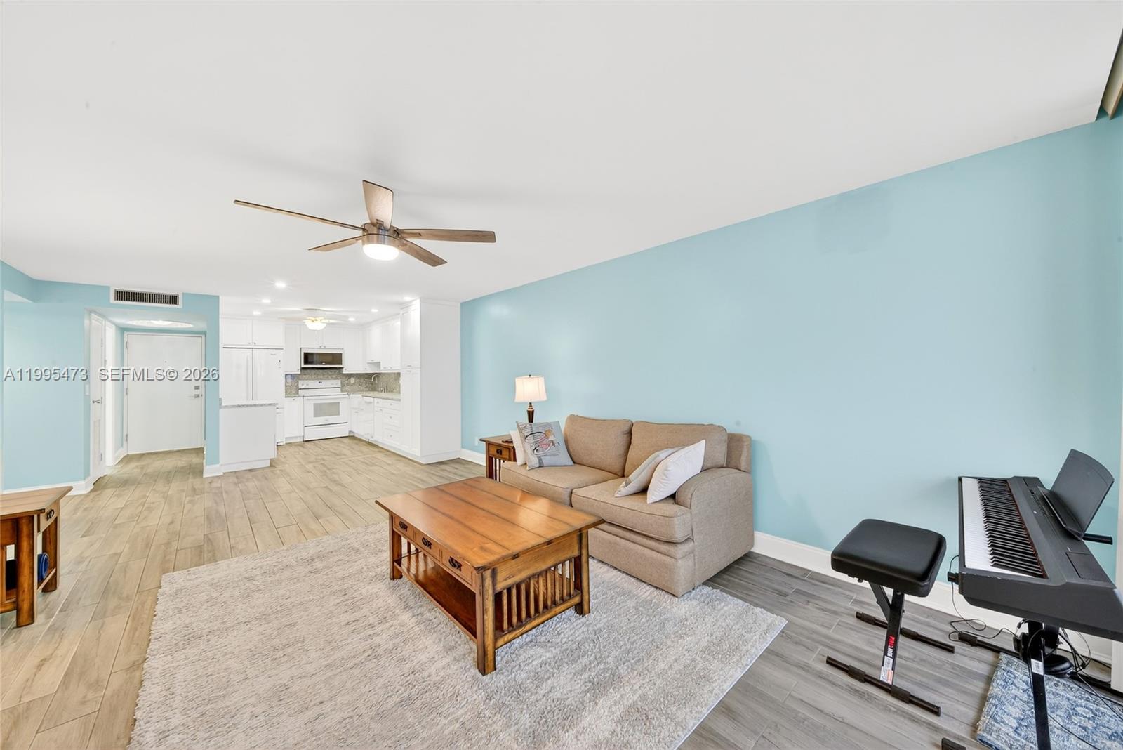 Photo of 2301 Ocean Dr  #2302, Hollywood, Florida, 33019 - 