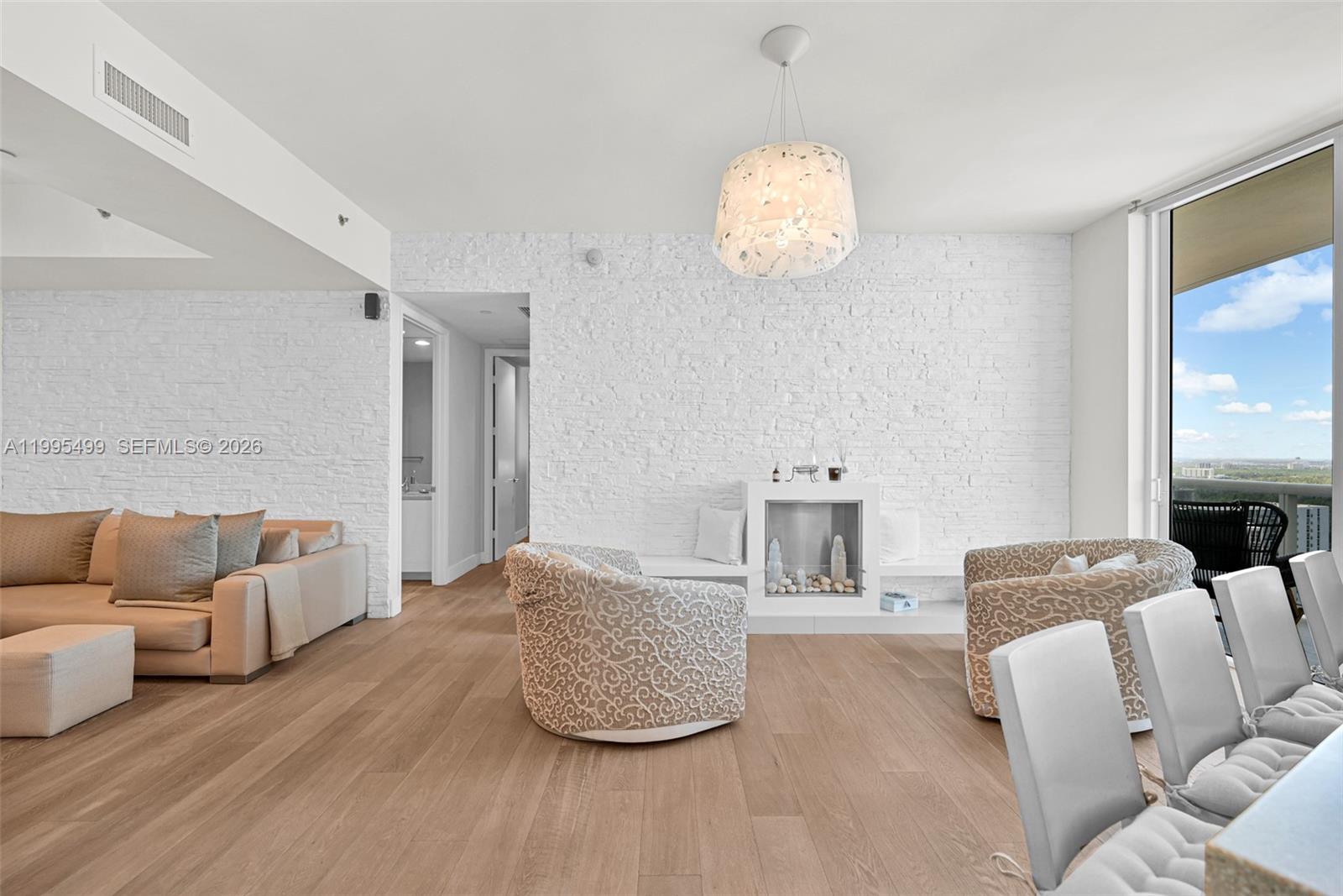 2405 2 / 2 1435 sq. ft. $ 2026-04-06 0 Photo