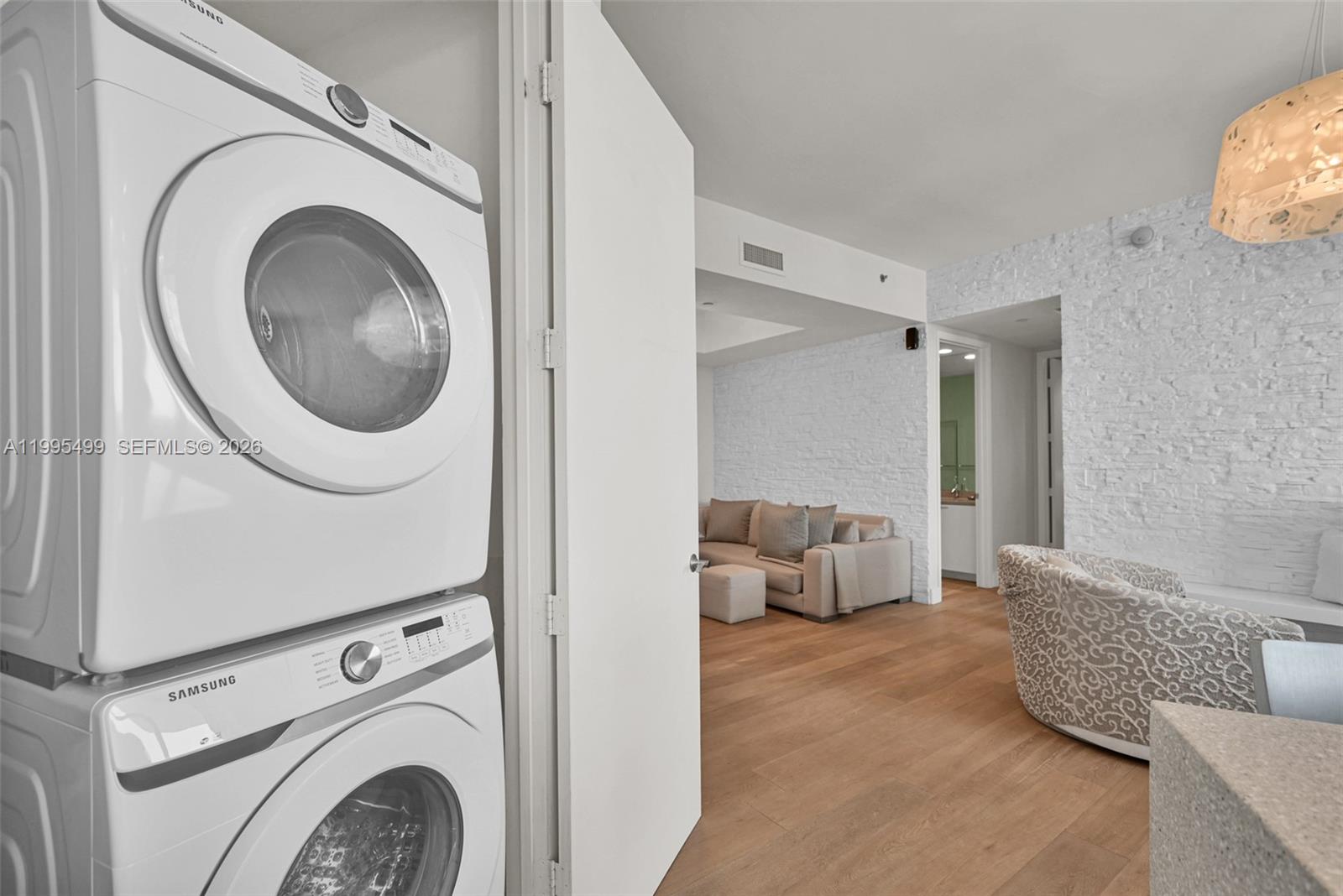 2405 2 / 2 1435 sq. ft. $ 2026-04-06 0 Photo