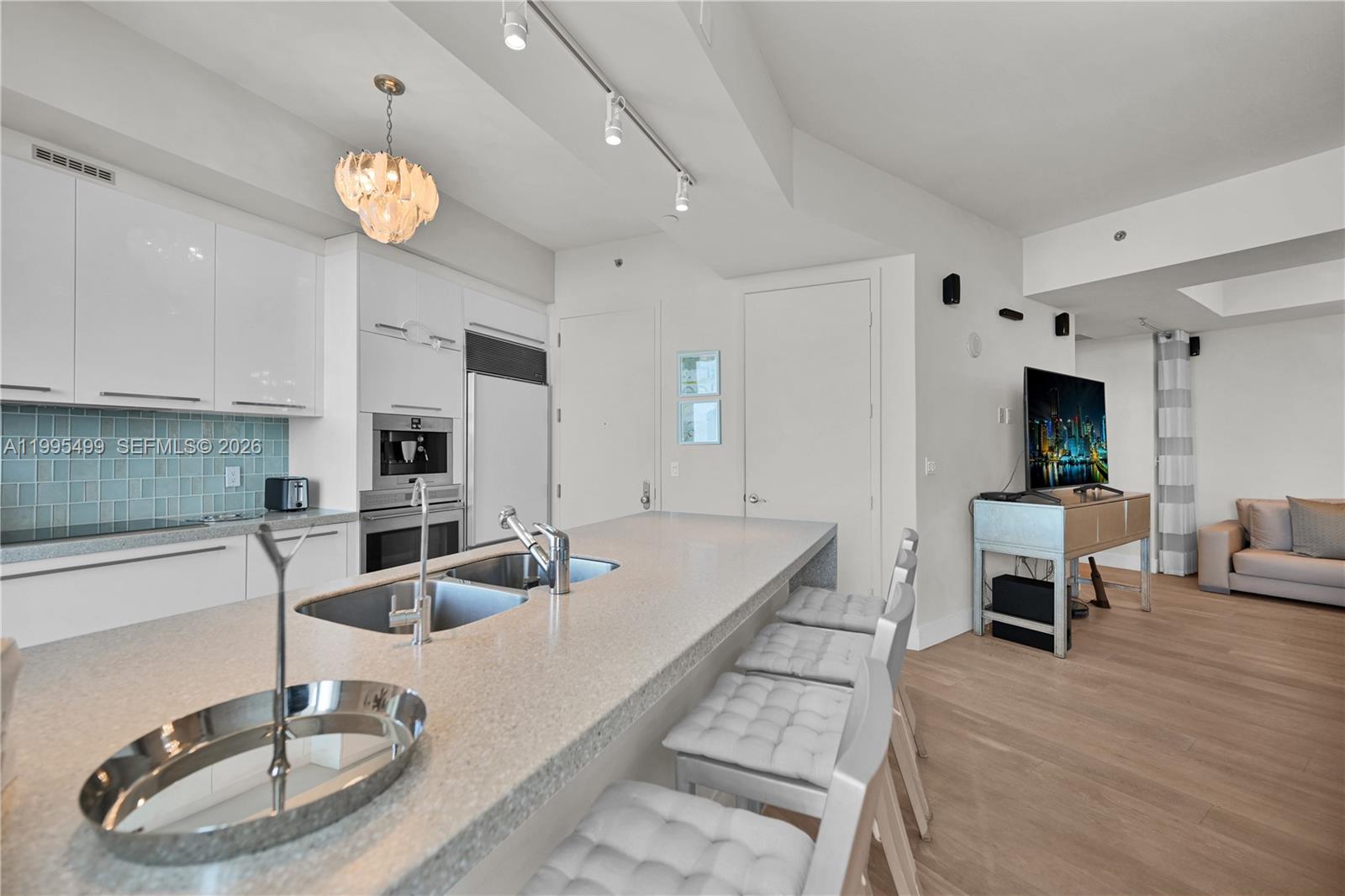 2405 2 / 2 1435 sq. ft. $ 2026-04-06 0 Photo