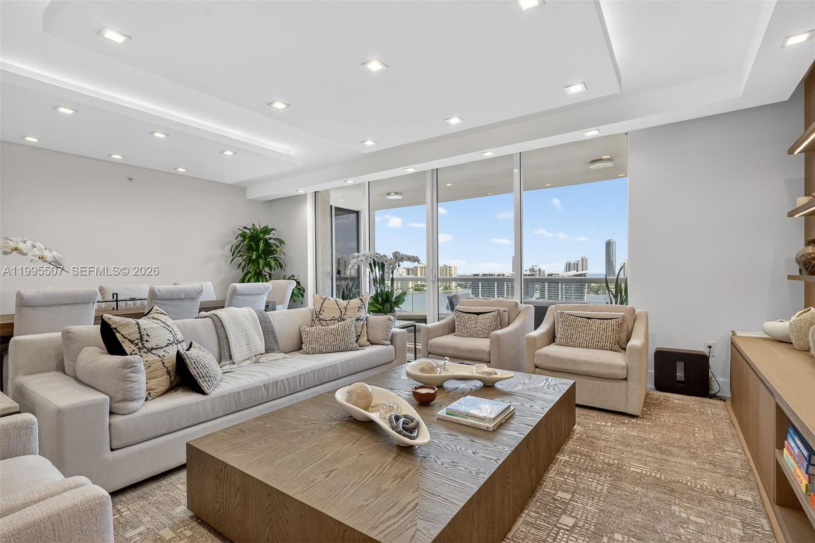 2102 3 / 4 2840 sq. ft. $ 2026-04-06 0 Photo