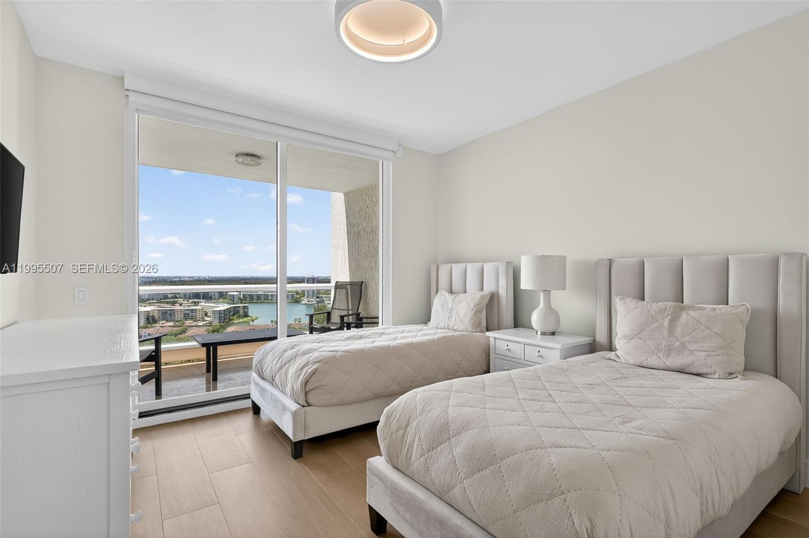 2102 3 / 4 2840 sq. ft. $ 2026-04-06 0 Photo
