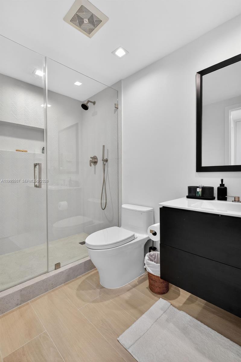 2102 3 / 4 2840 sq. ft. $ 2026-04-06 0 Photo