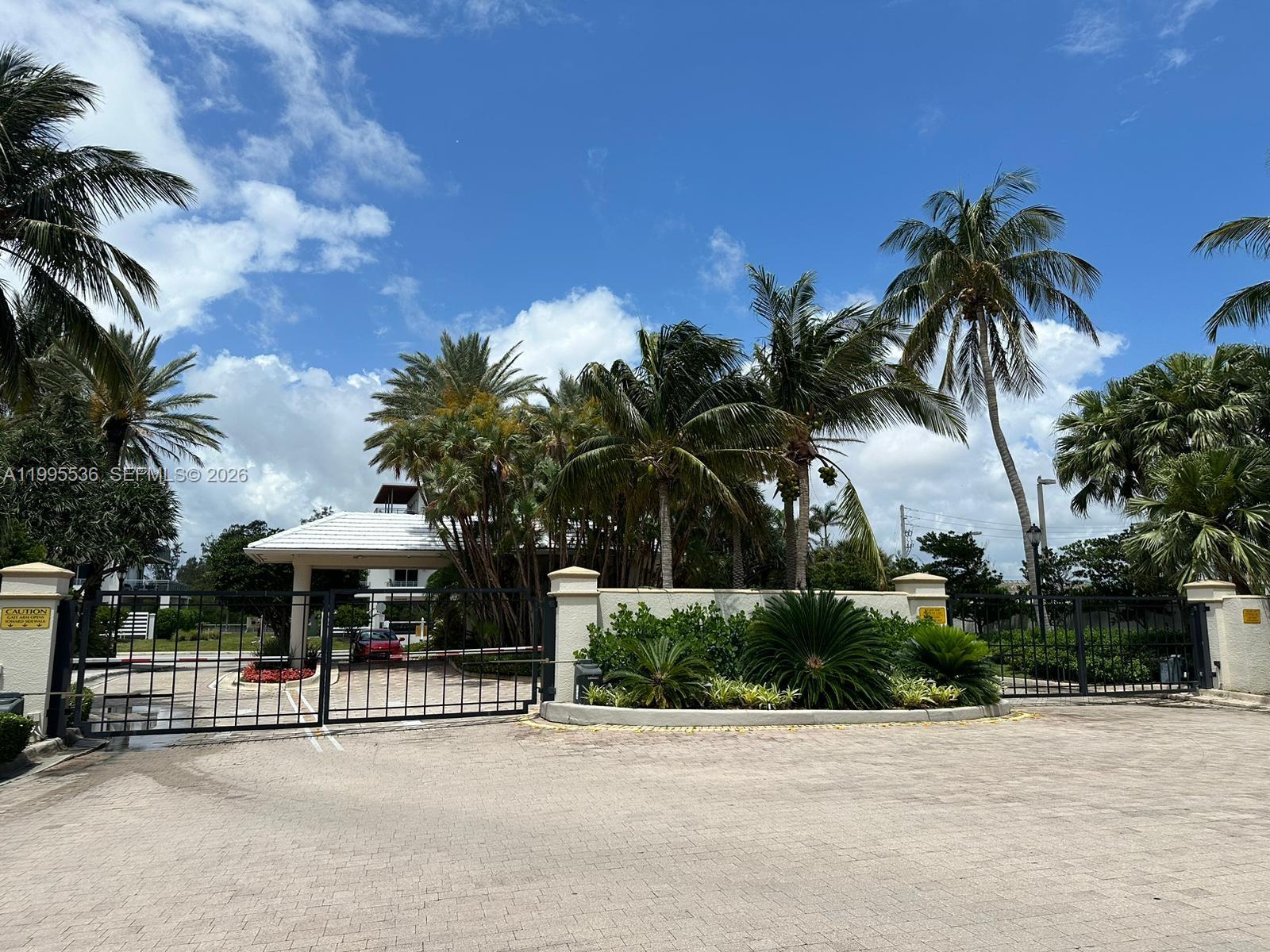 Photo of 6001 Ocean Dr  #503, Hollywood, Florida, 33019 - 