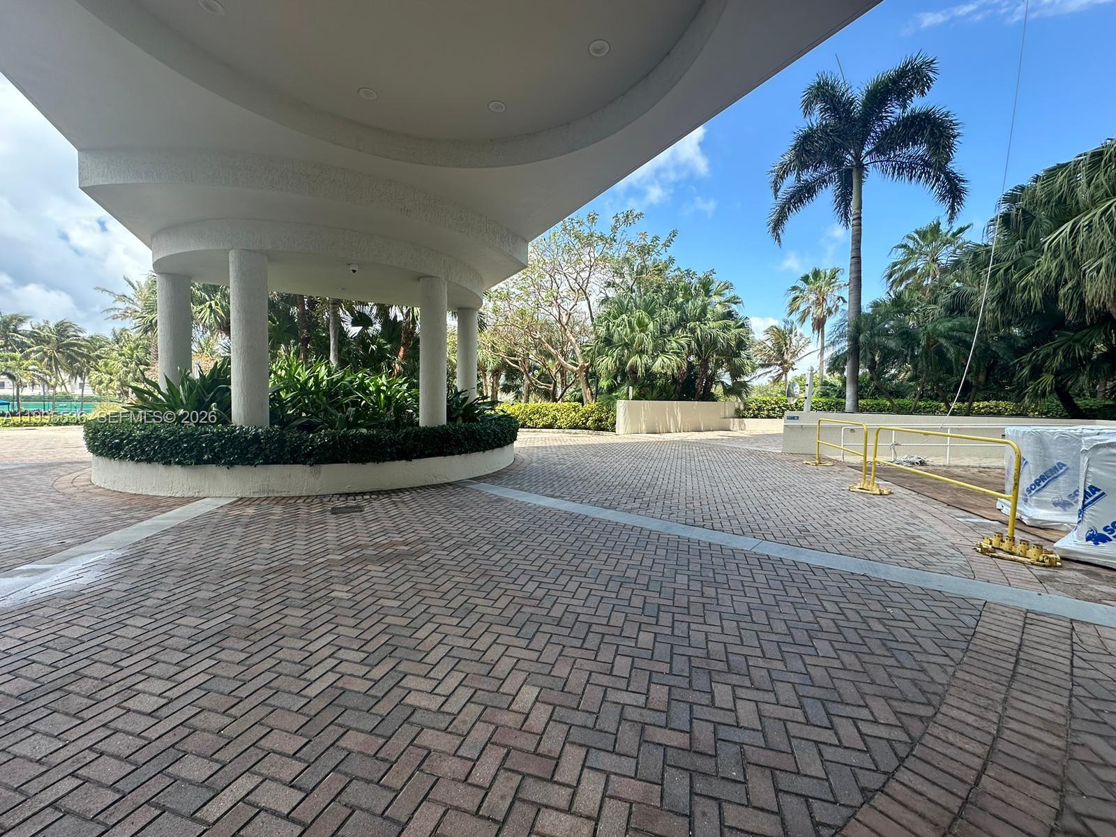 Photo of 6001 Ocean Dr  #503, Hollywood, Florida, 33019 - 