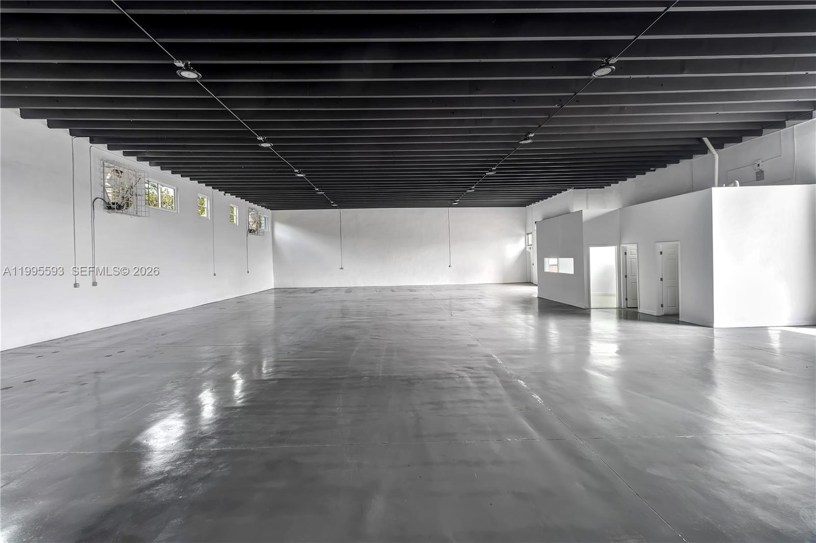   /   sq. ft. $ 2026-04-06 0 Photo