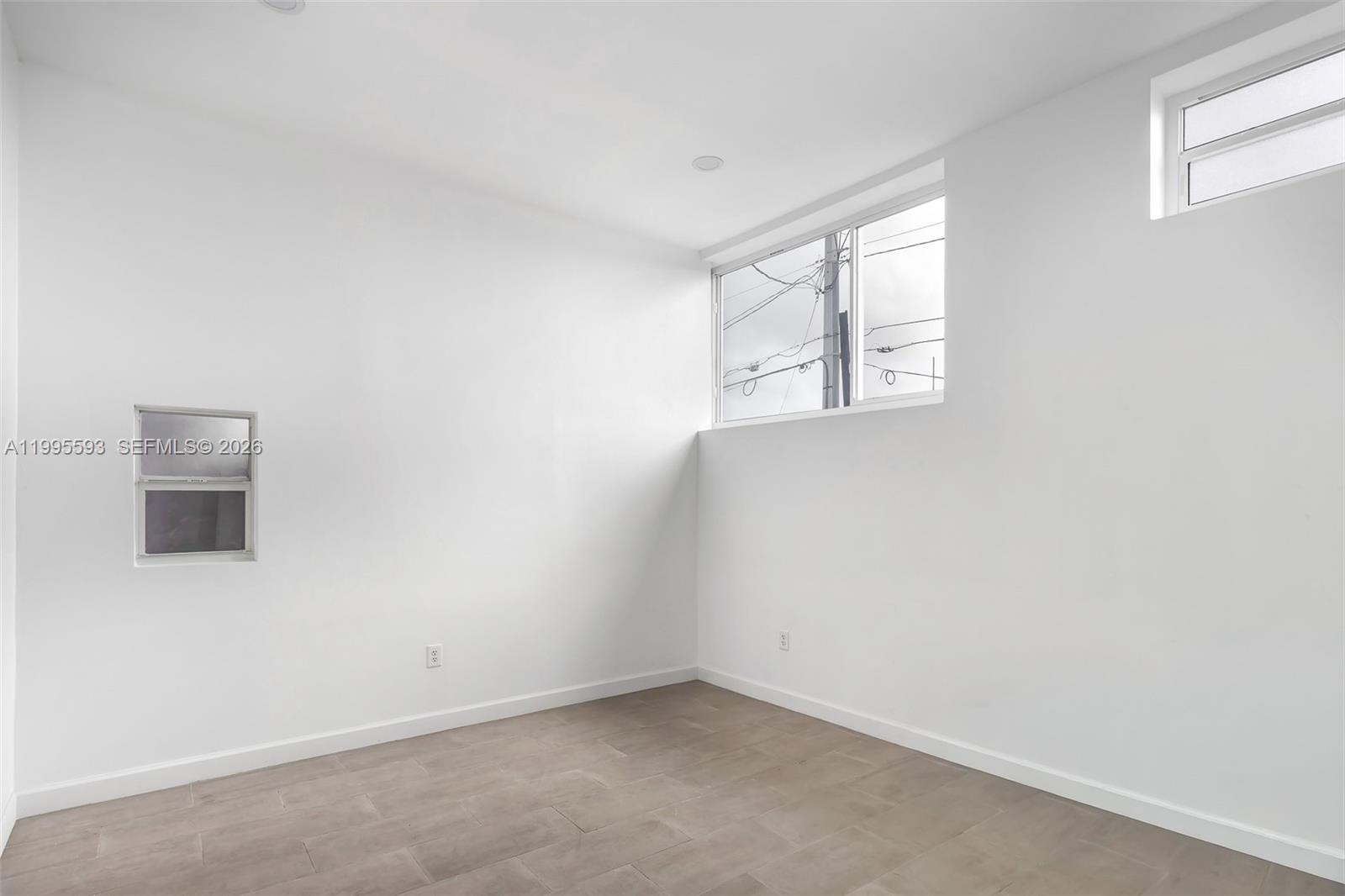   /   sq. ft. $ 2026-04-06 0 Photo