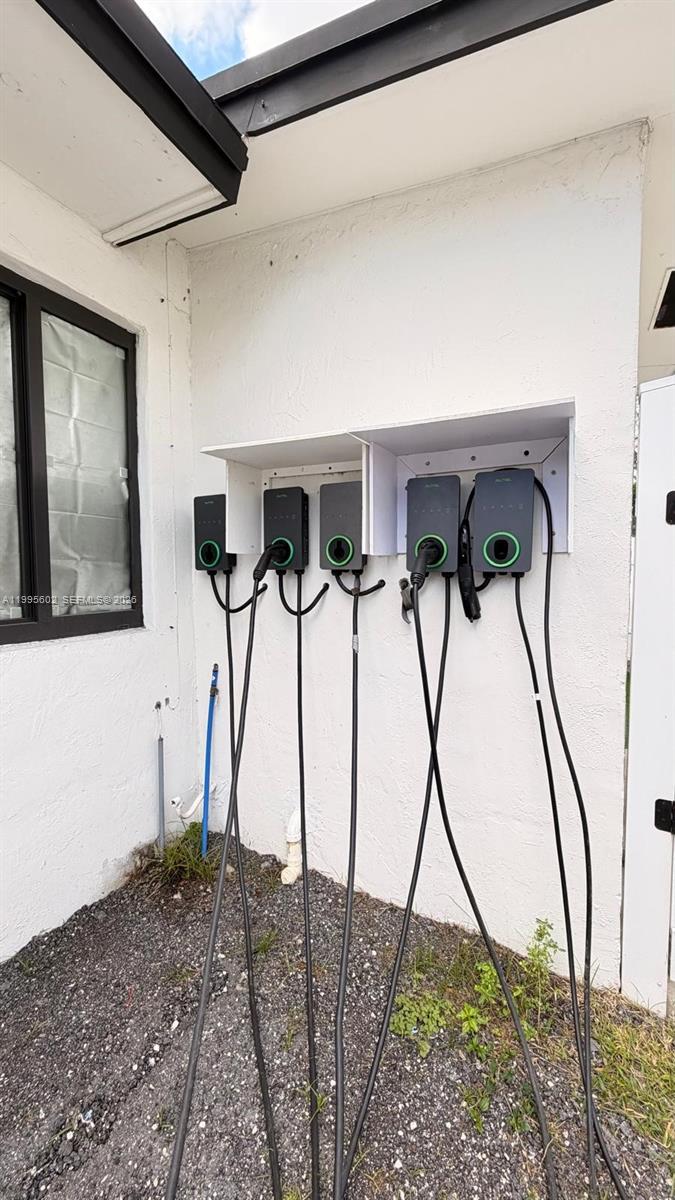   /   sq. ft. $ 2026-04-06 0 Photo