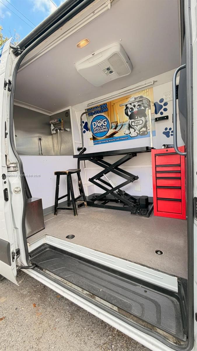   /   sq. ft. $ 2026-04-06 0 Photo