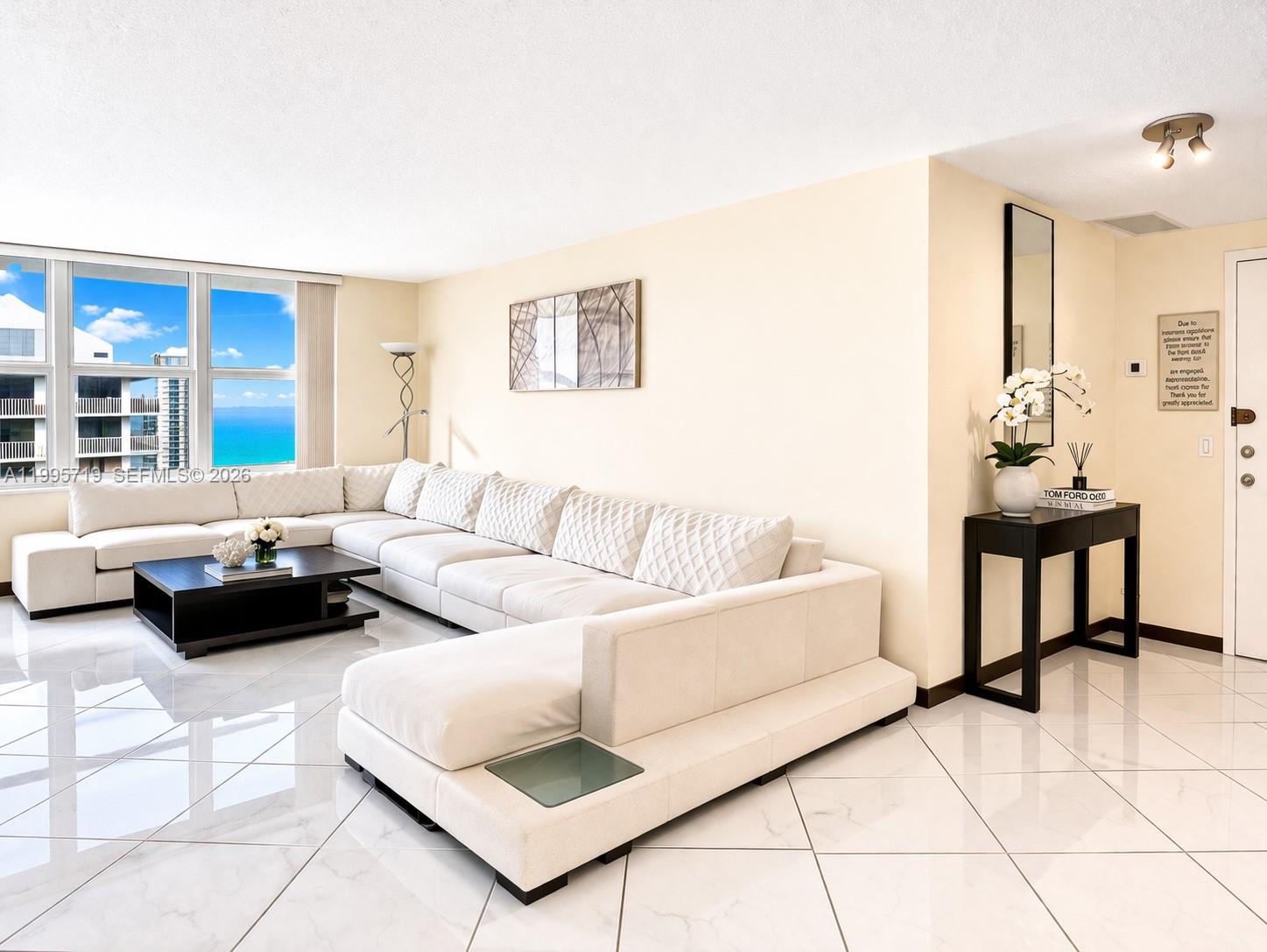 See details 2404 2 / 2 1552 sq. ft. $ 2026-05-28 0 Photo