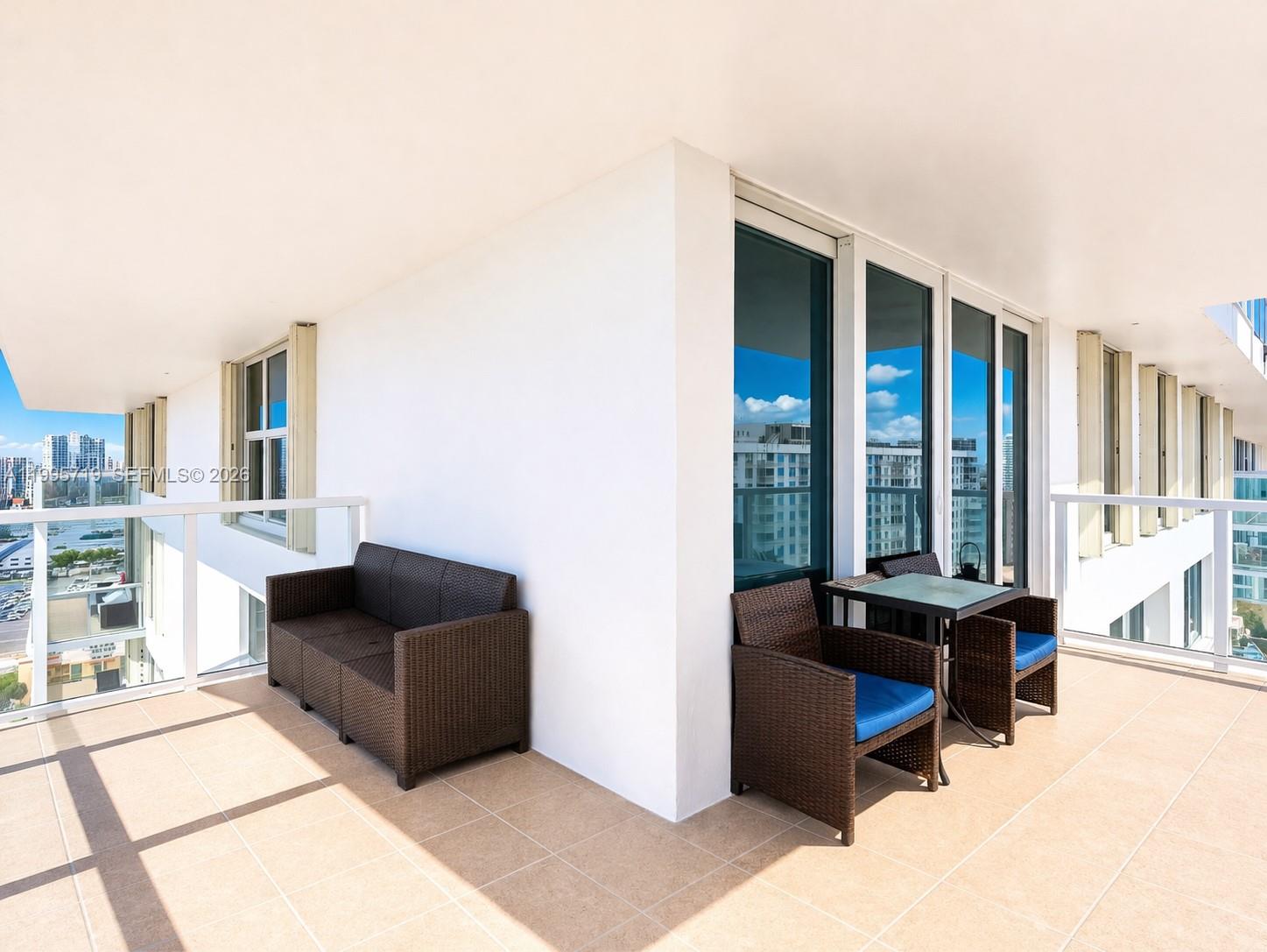 See details 2404 2 / 2 1552 sq. ft. $ 2026-05-28 0 Photo